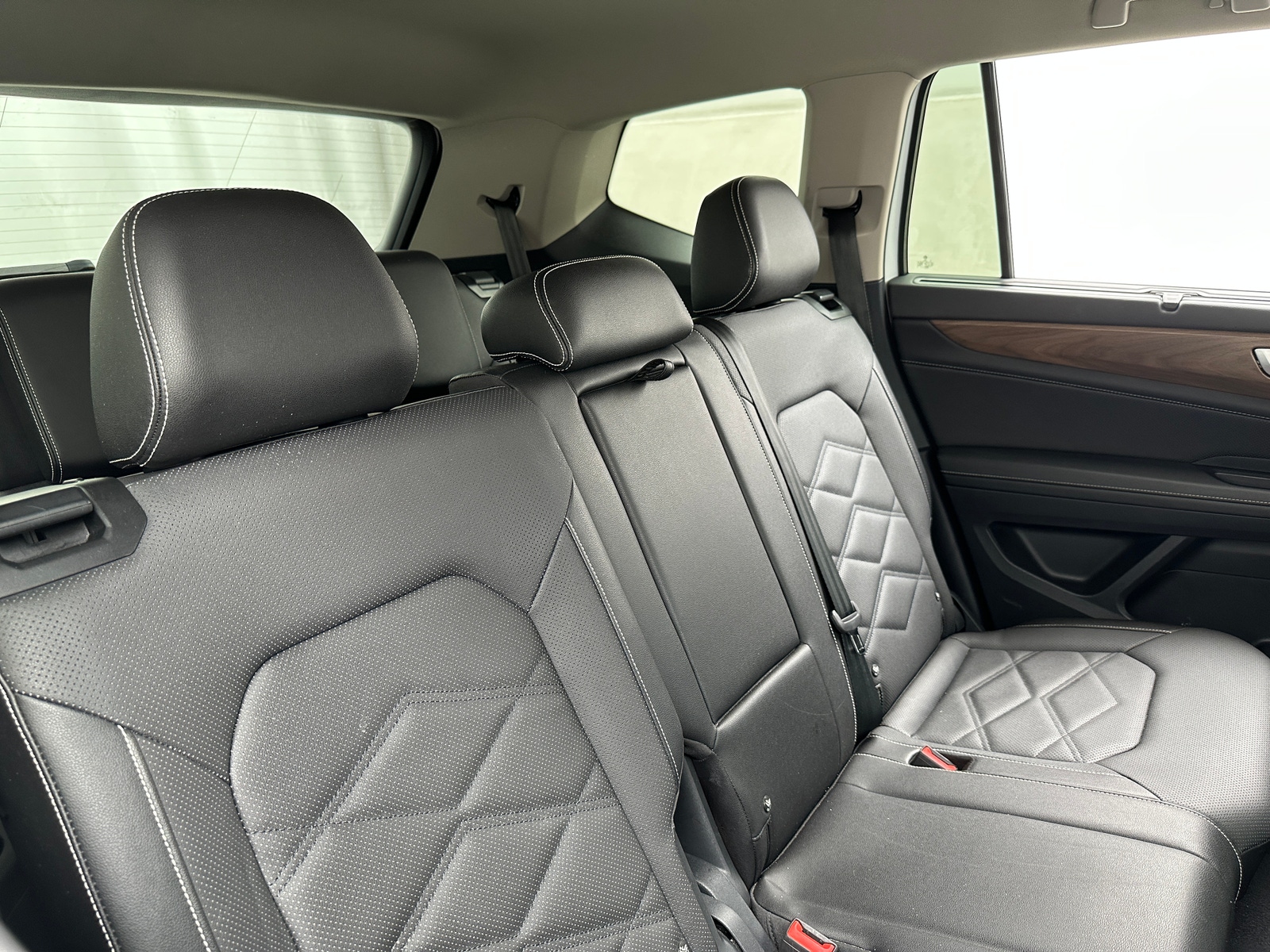Thumbnail: 2025 Volkswagen Atlas - 5