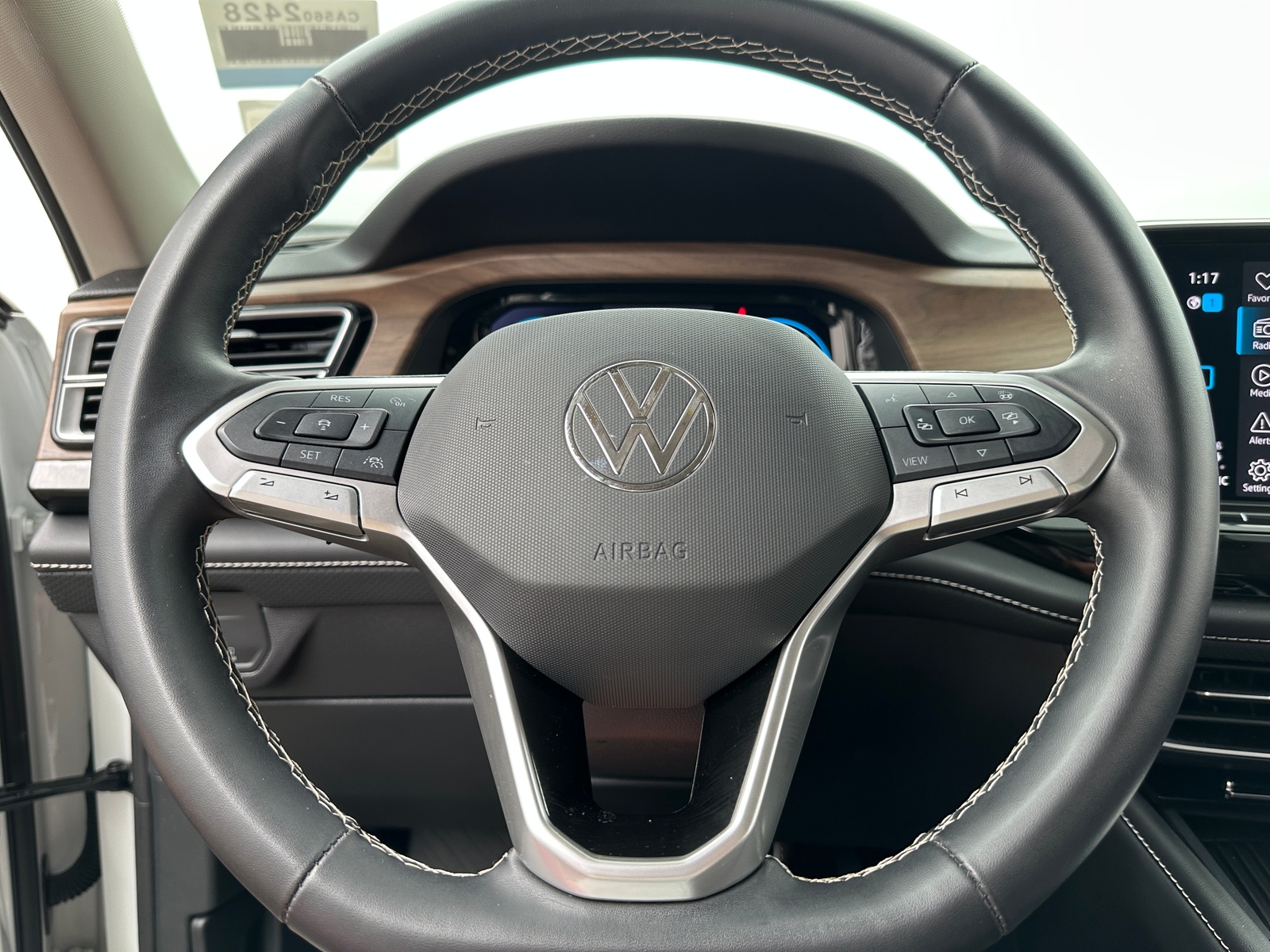 Thumbnail: 2025 Volkswagen Atlas - 4