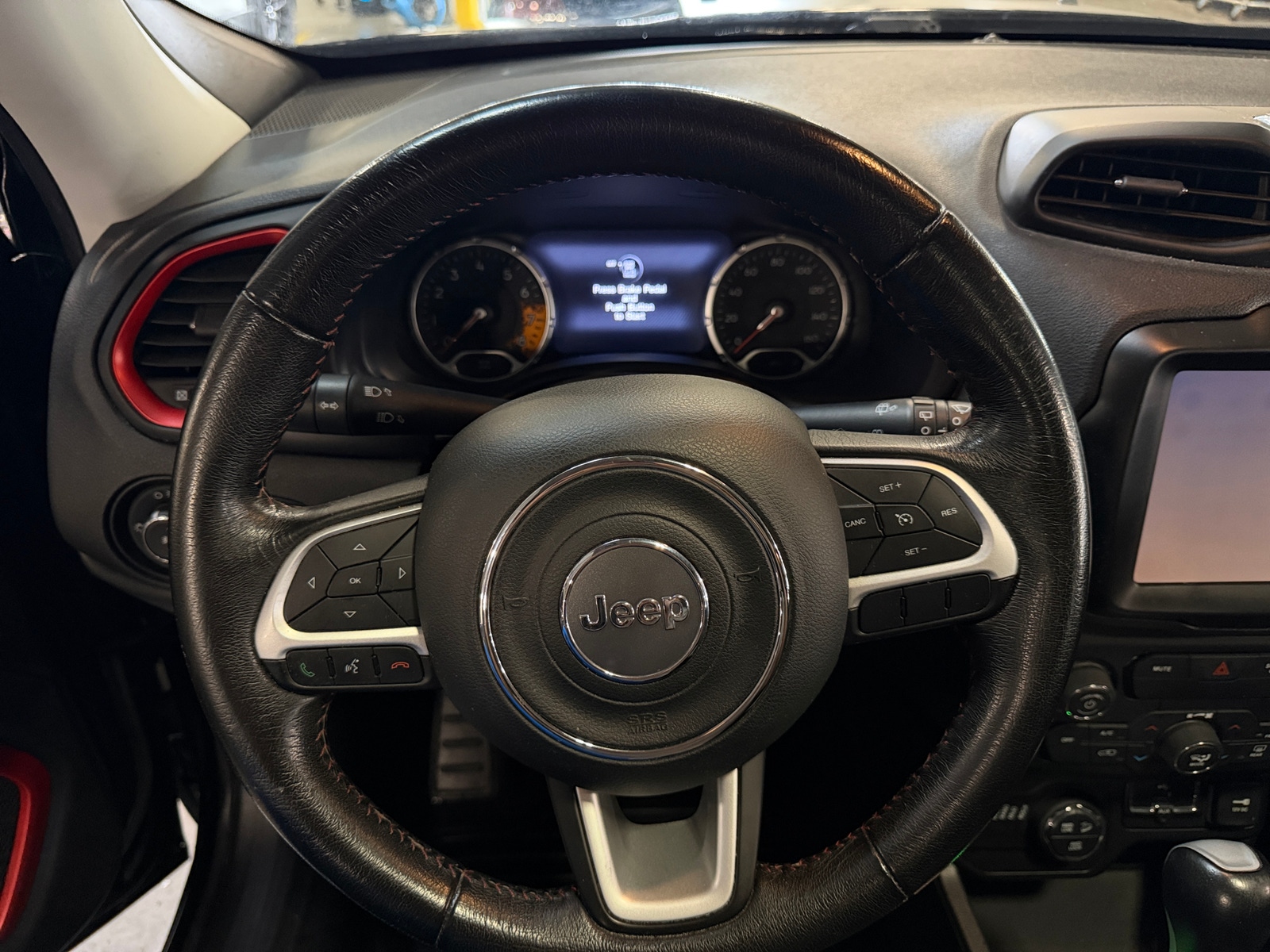 Thumbnail: 2018 Jeep Renegade - 5