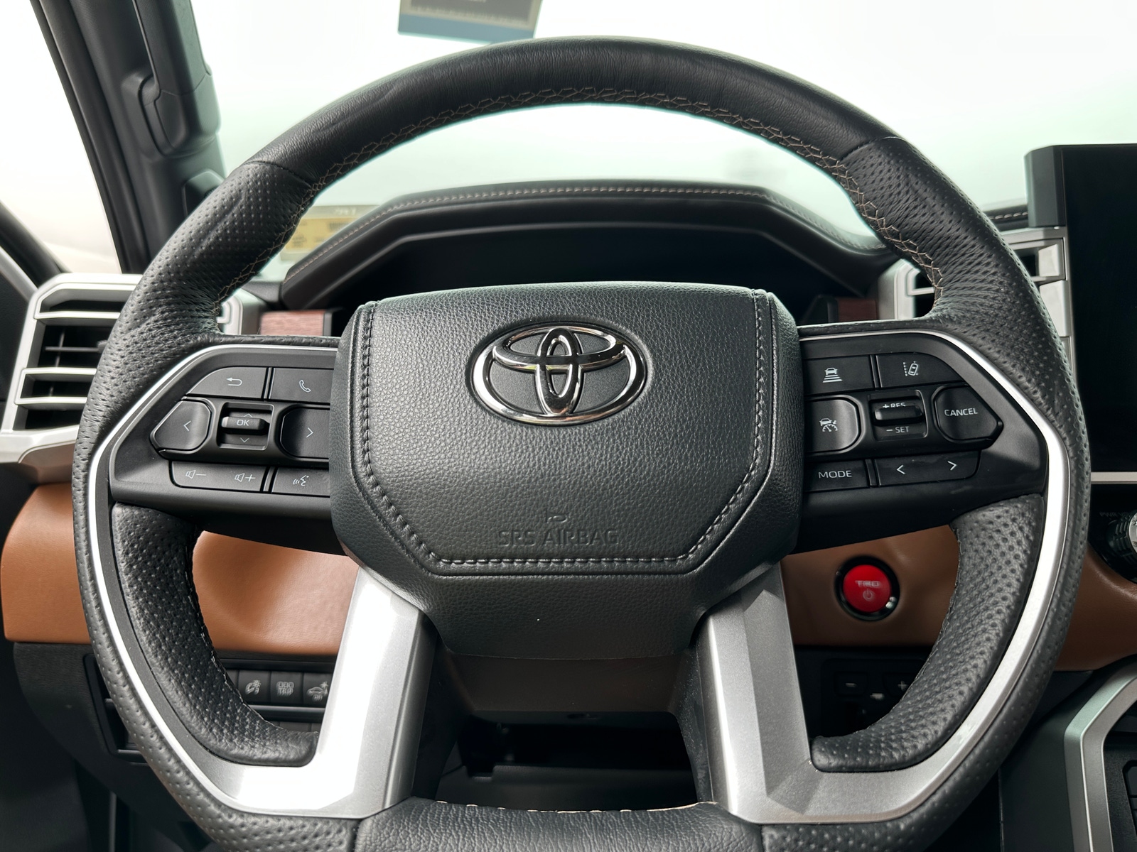 Thumbnail: 2025 Toyota Tundra - 4