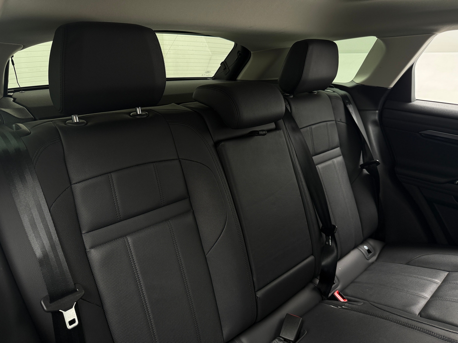 Thumbnail: 2023 Land Rover Range Rover Evoque - 5