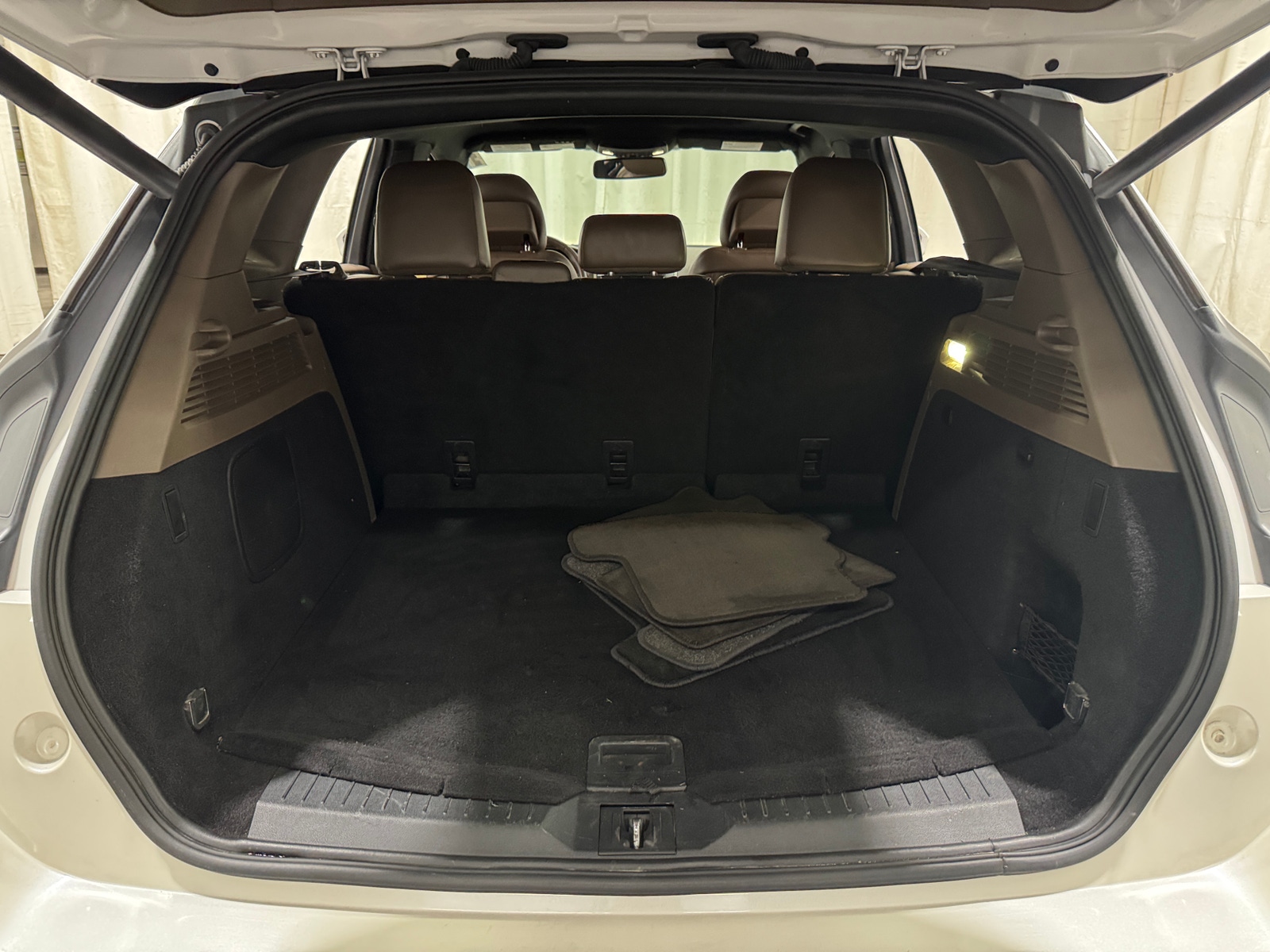 Thumbnail: 2015 Lincoln MKC - 6