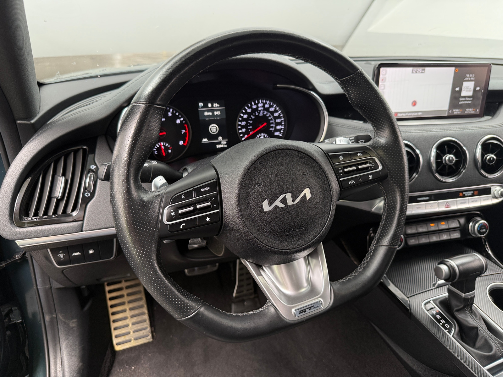 Thumbnail: 2023 Kia Stinger - 4