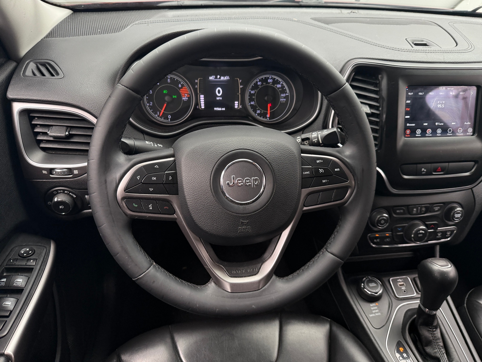 Thumbnail: 2019 Jeep Cherokee - 5