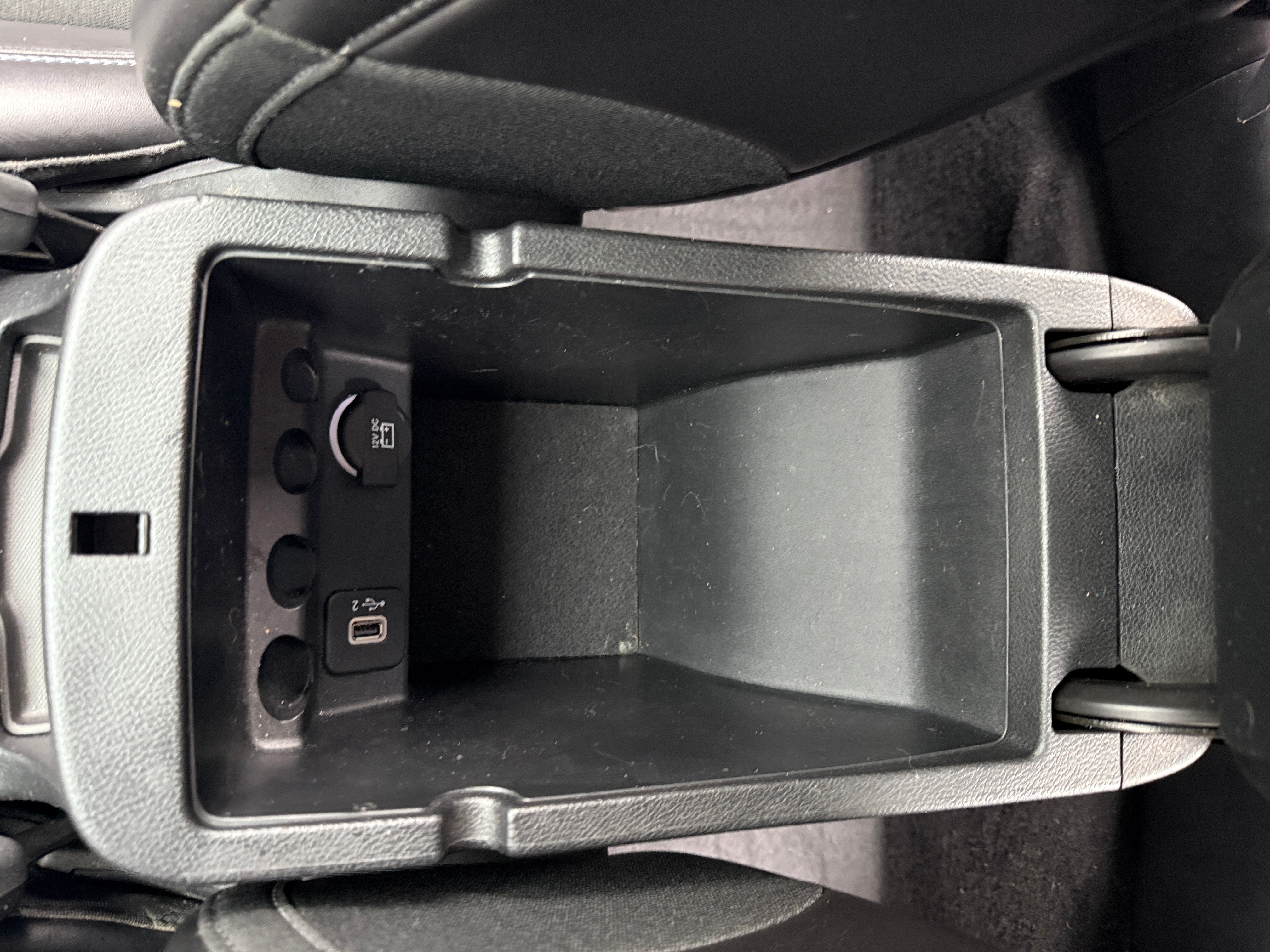 2019 Jeep Cherokee Latitude Plus - Photo 16