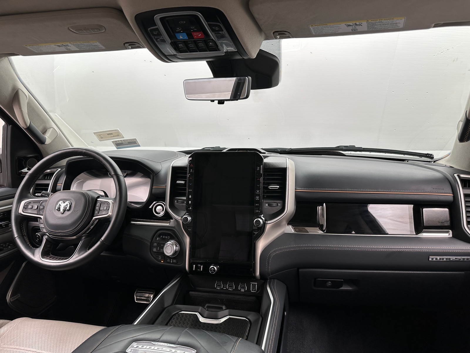 Thumbnail: 2025 RAM 1500 - 2