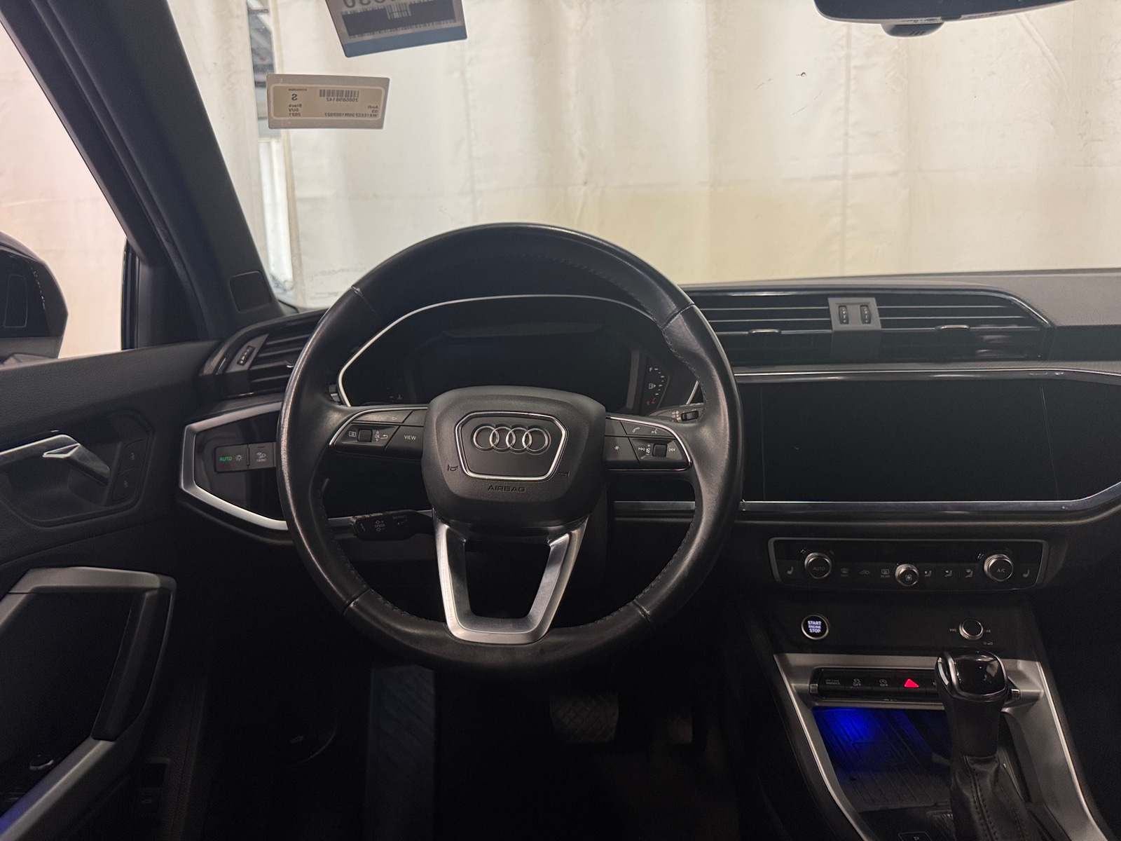 Thumbnail: 2021 Audi Q3 - 4