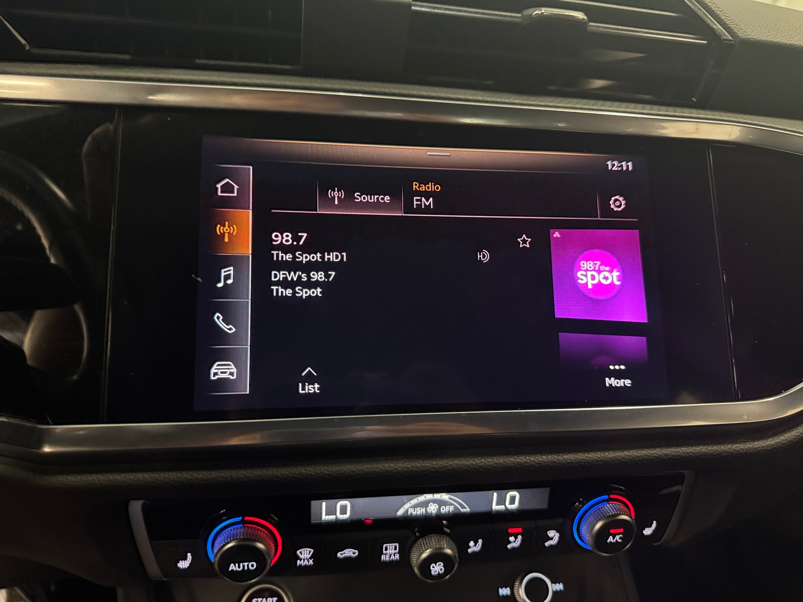 Thumbnail: 2021 Audi Q3 - 3