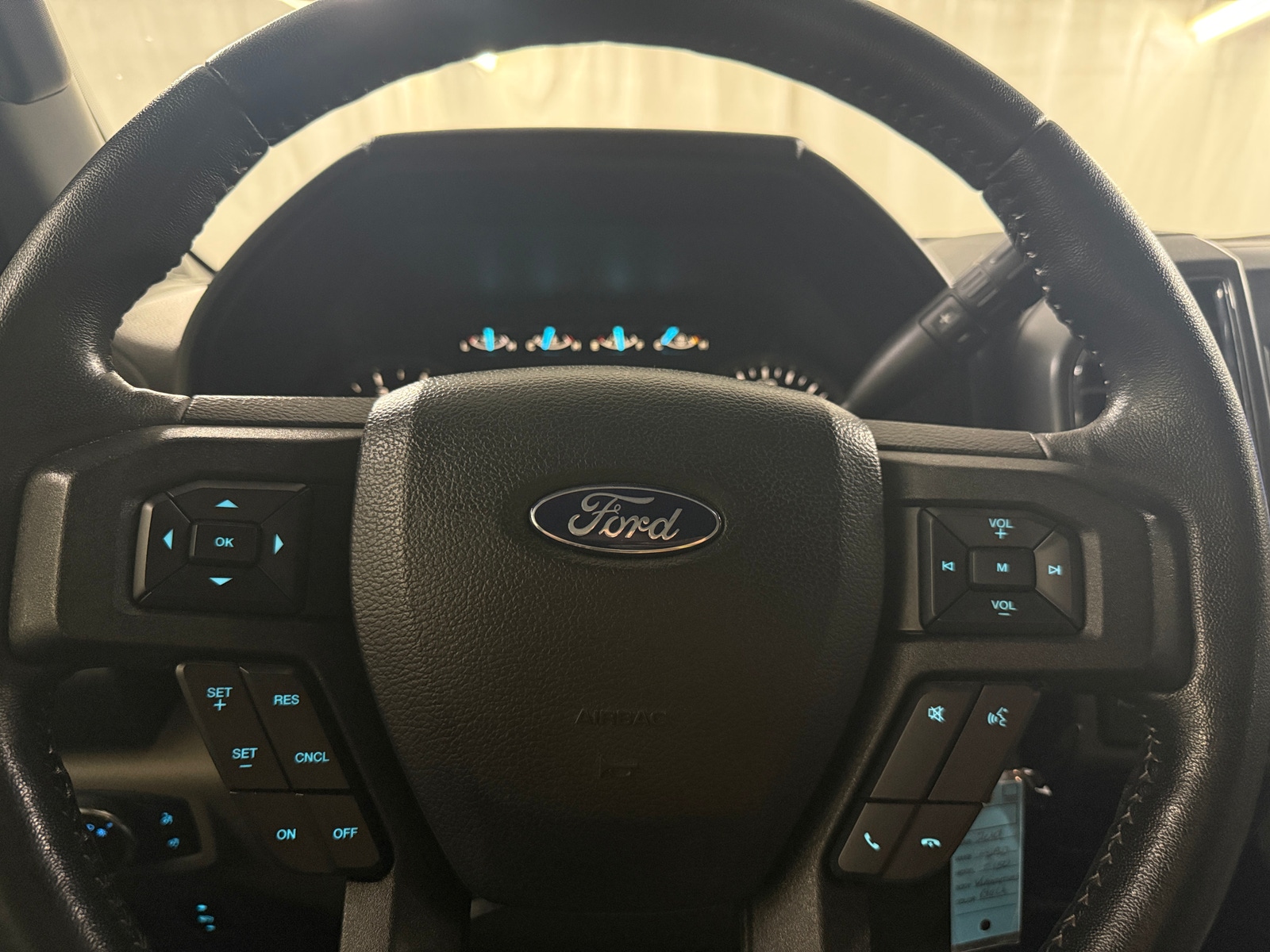 Thumbnail: 2019 Ford Econoline - 5