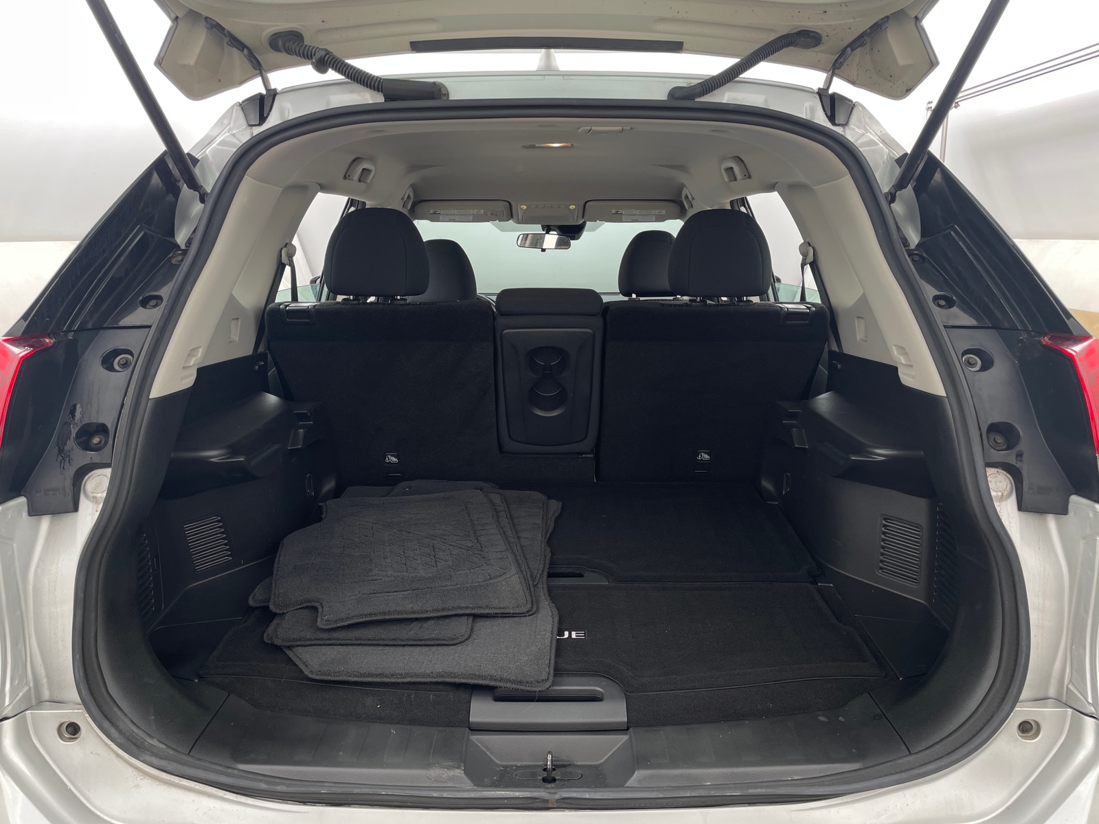 Thumbnail: 2019 Nissan Rogue - 7