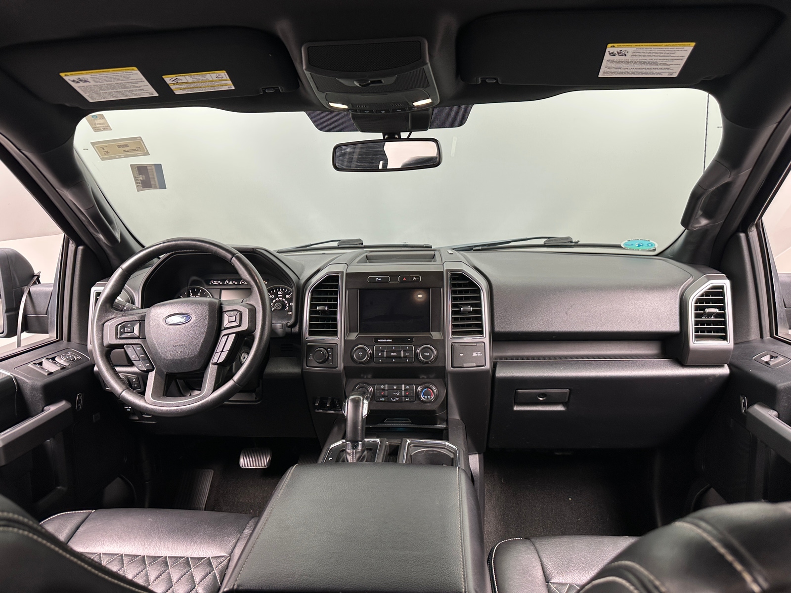 Thumbnail: 2019 Ford Econoline - 3