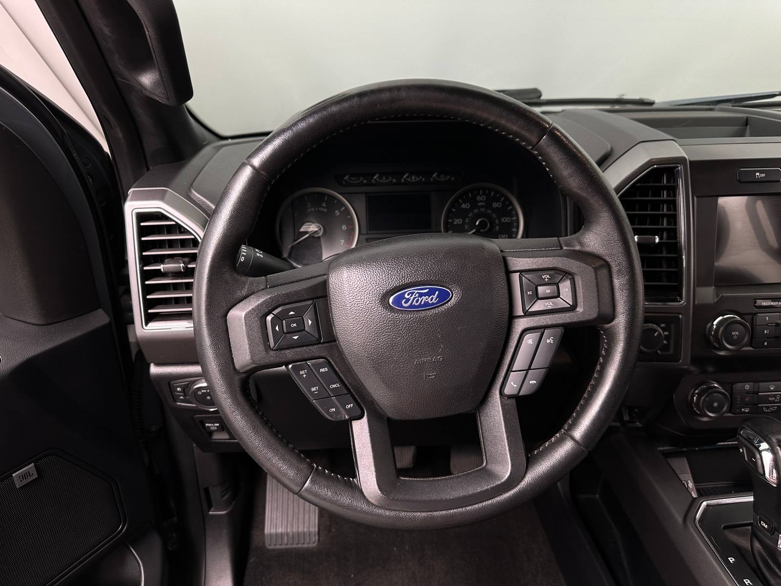 Thumbnail: 2019 Ford Econoline - 5