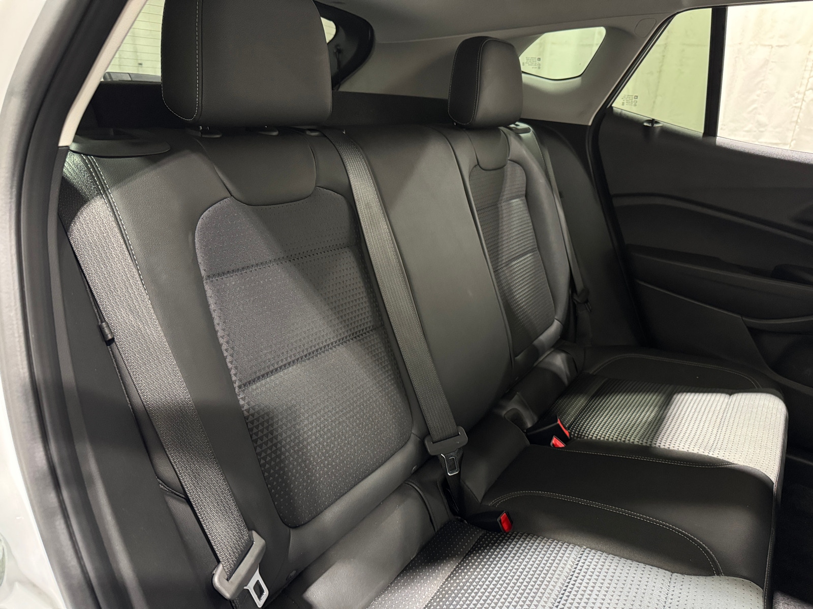 Thumbnail: 2025 Chevrolet Trax - 5