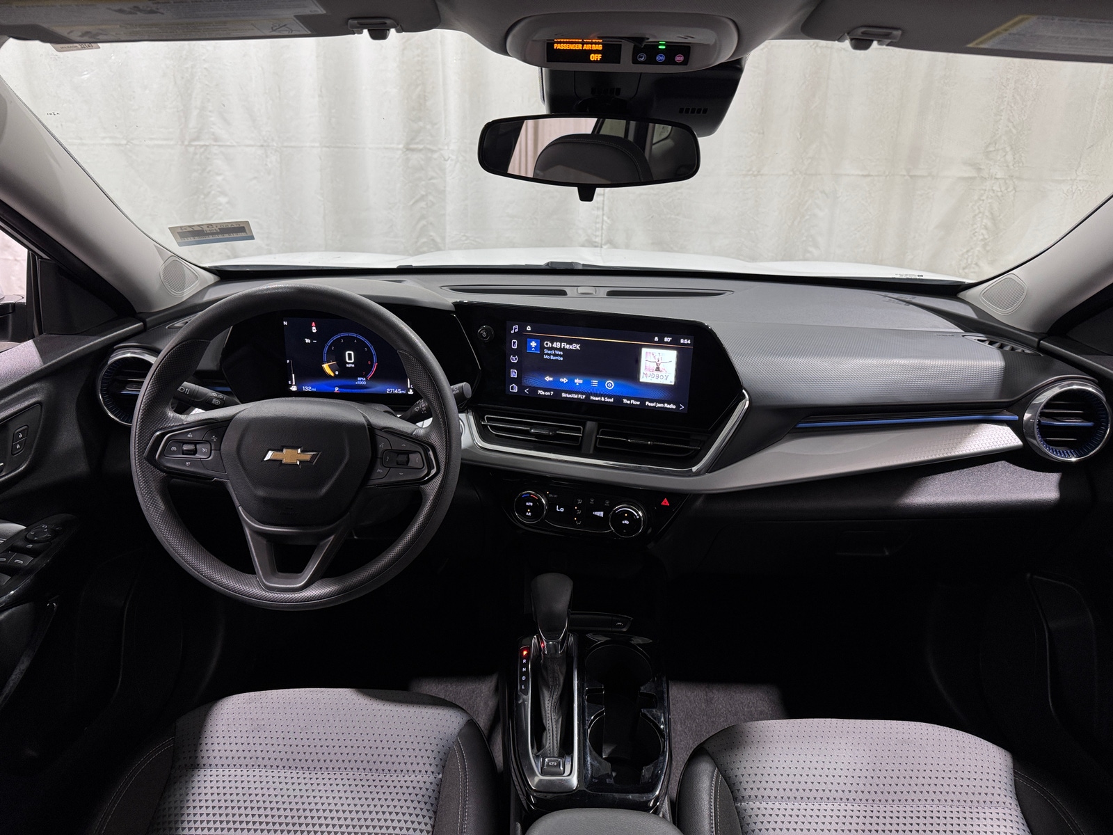 Thumbnail: 2025 Chevrolet Trax - 2