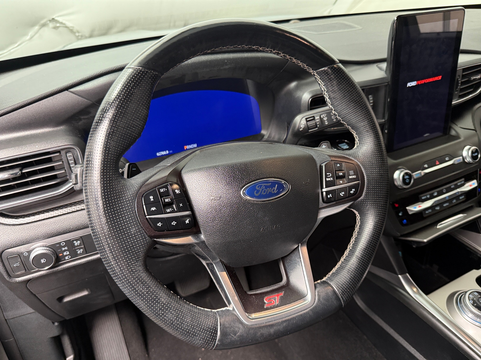 Thumbnail: 2020 Ford Explorer - 4