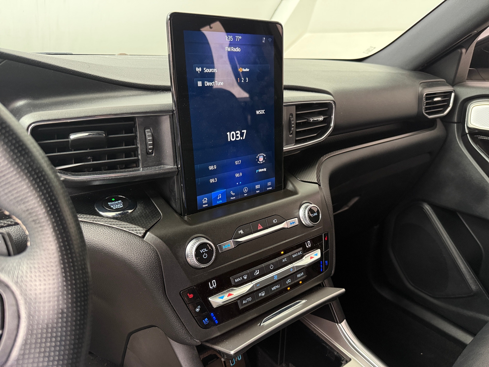 Thumbnail: 2020 Ford Explorer - 3