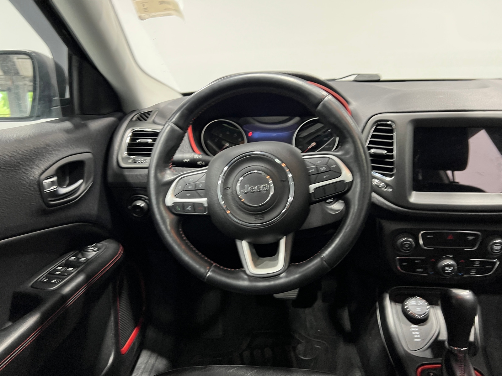 Thumbnail: 2018 Jeep Compass - 4