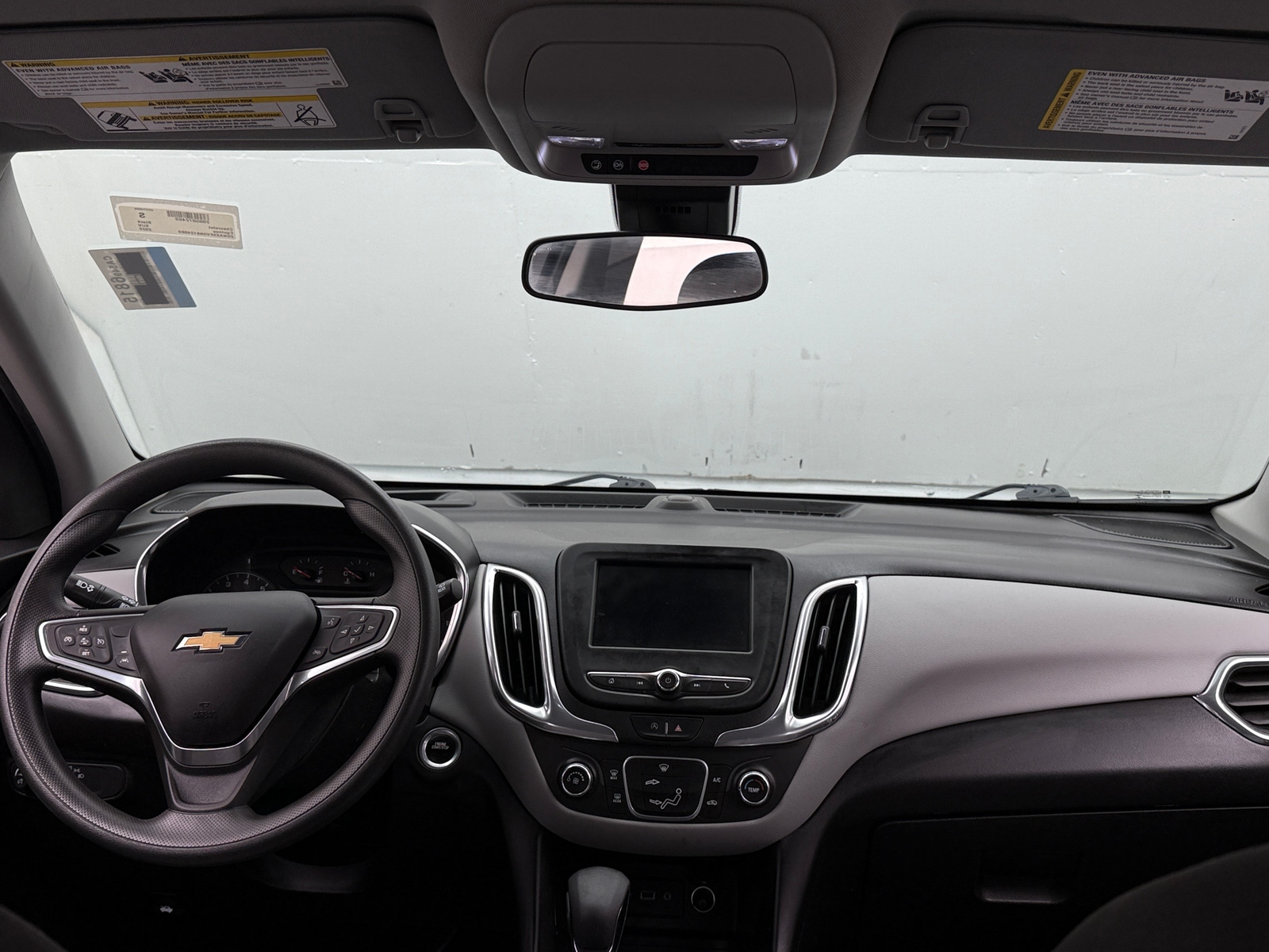 Thumbnail: 2022 Chevrolet Equinox - 3