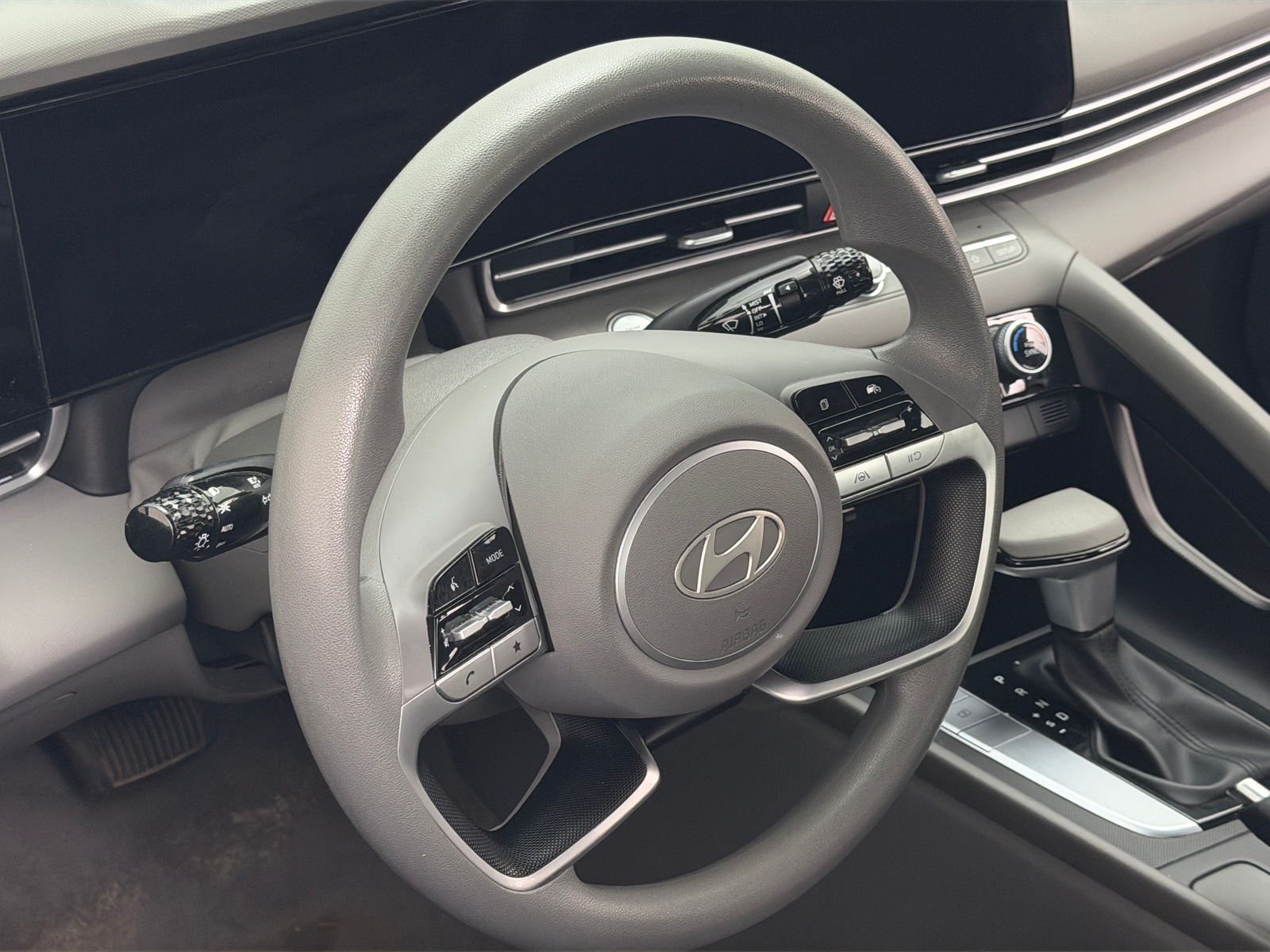 Thumbnail: 2024 Hyundai Elantra - 5