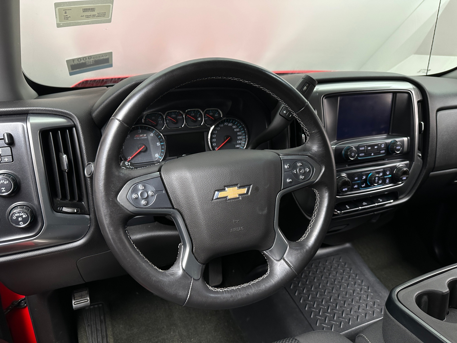 Thumbnail: 2017 Chevrolet Silverado 1500 - 5