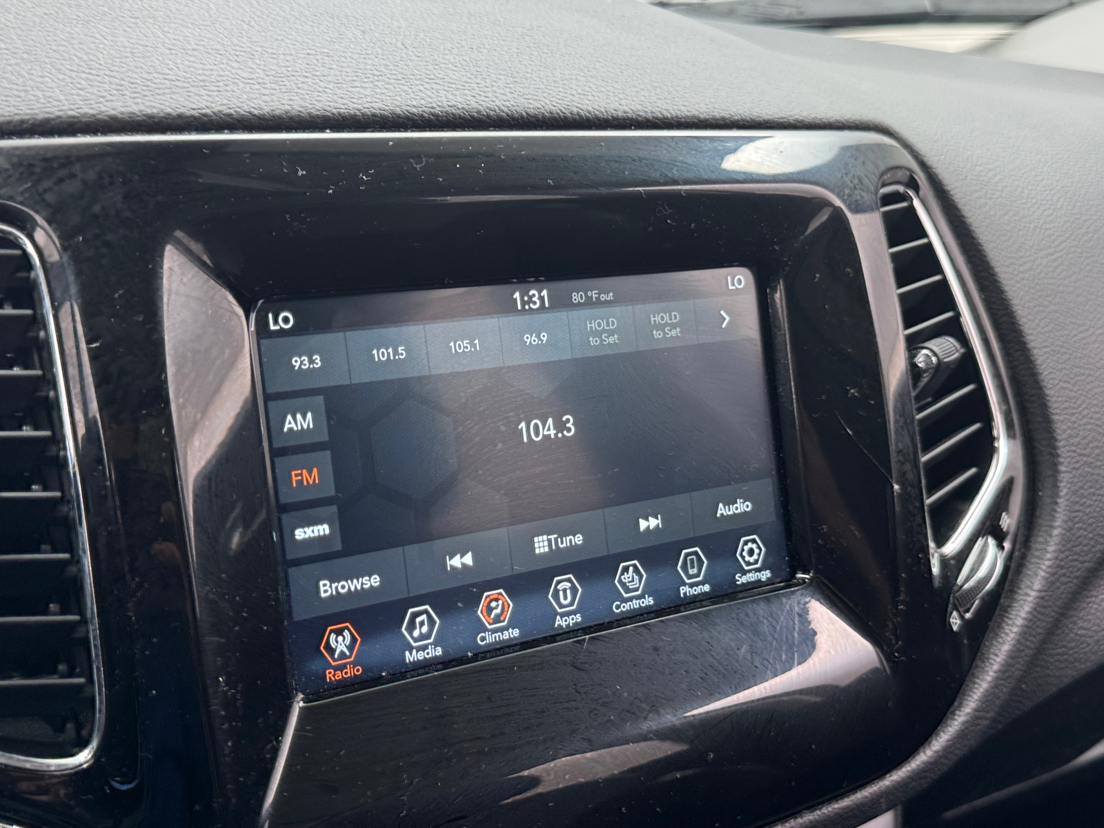Thumbnail: 2021 Jeep Compass - 4