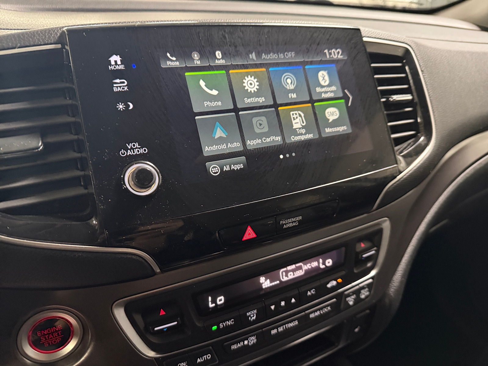 Thumbnail: 2020 Honda Pilot - 3