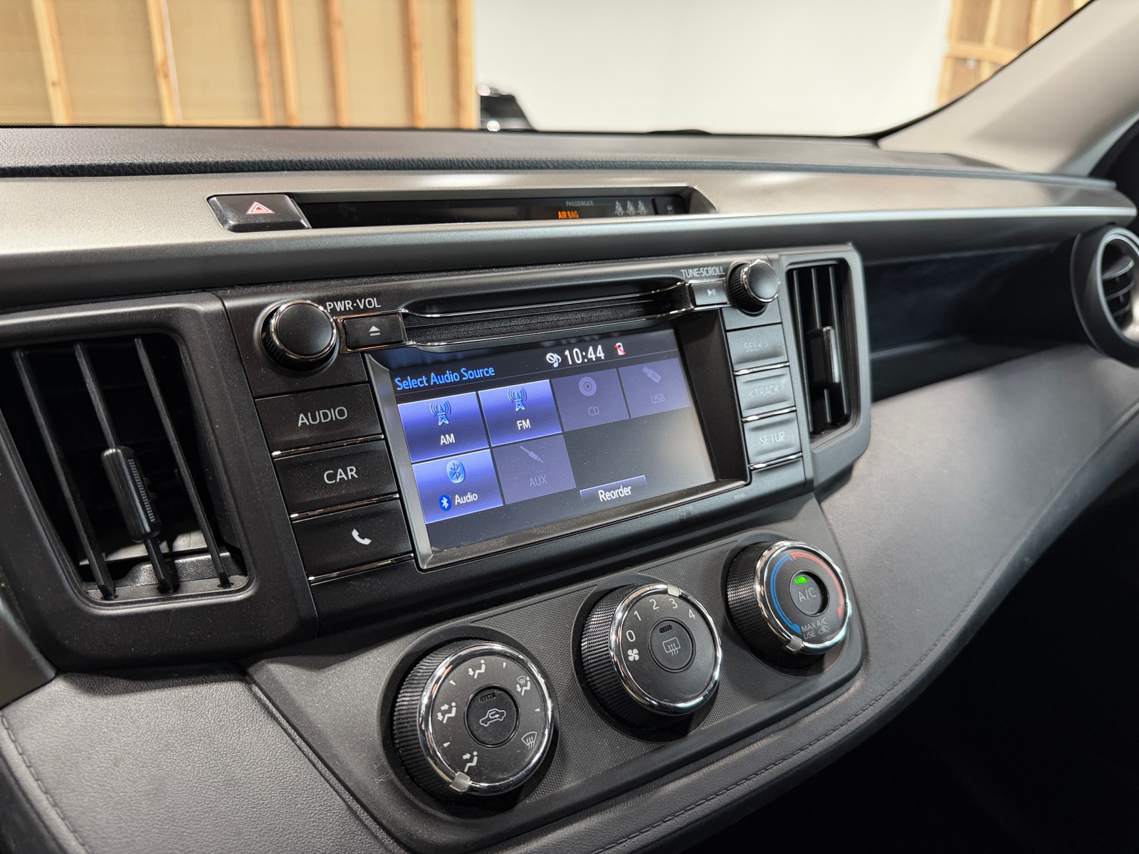 Thumbnail: 2017 Toyota RAV4 - 4