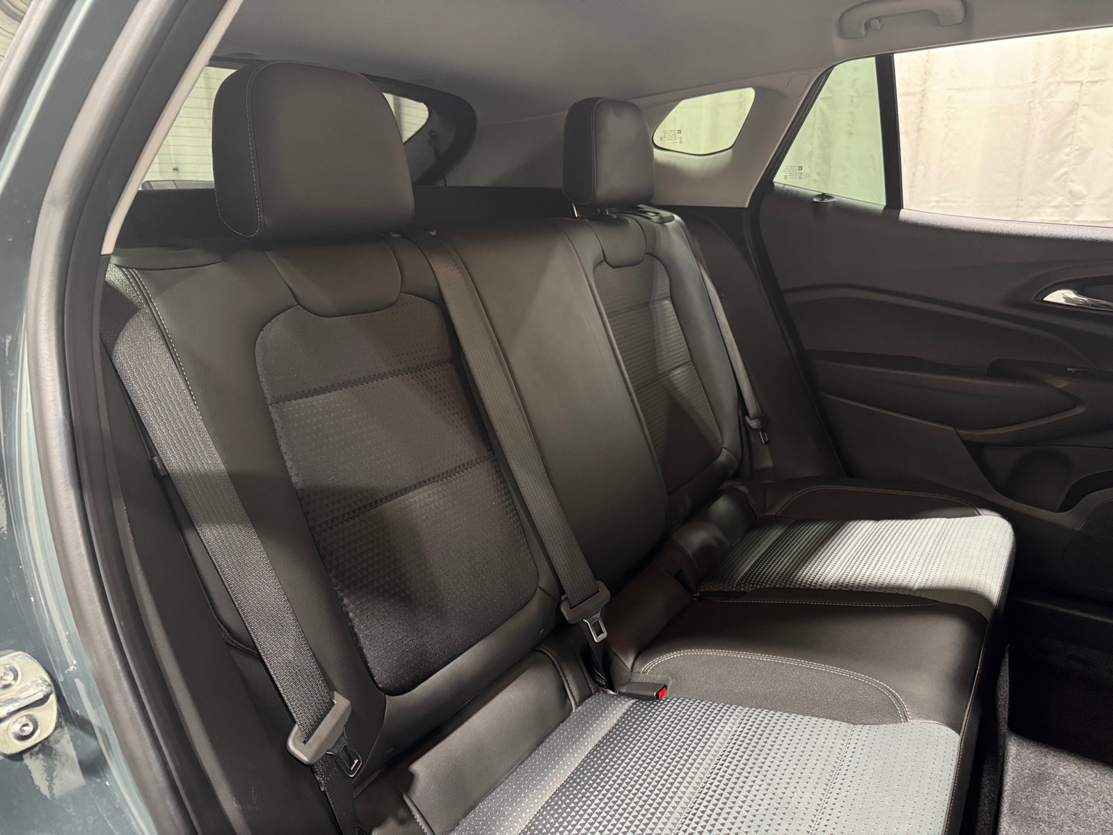 Thumbnail: 2025 Chevrolet Trax - 5