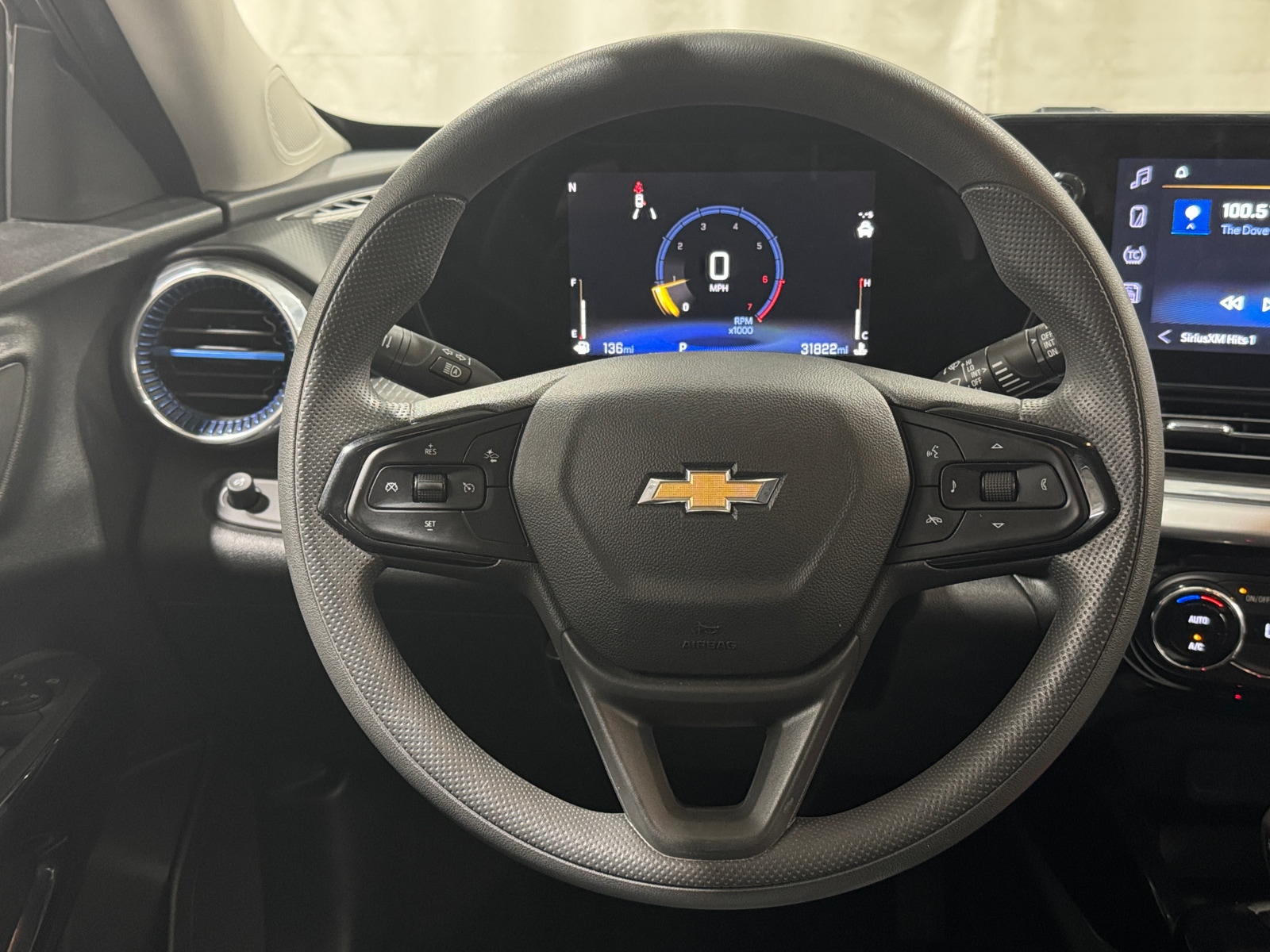 Thumbnail: 2025 Chevrolet Trax - 4