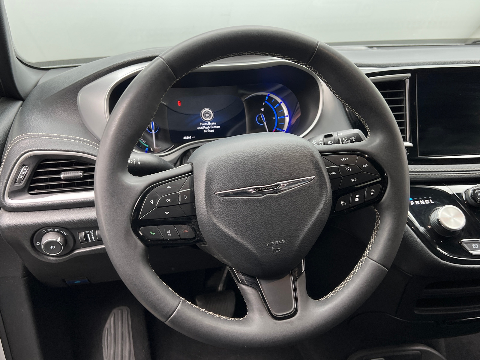 Thumbnail: 2024 Chrysler Pacifica - 4