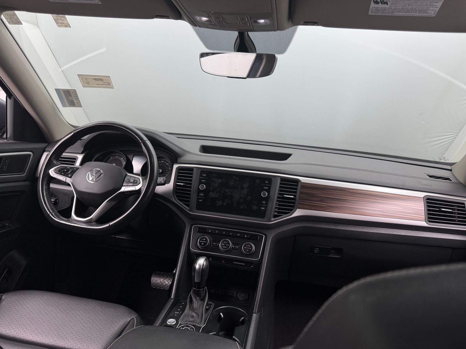 Thumbnail: 2021 Volkswagen Atlas - 2