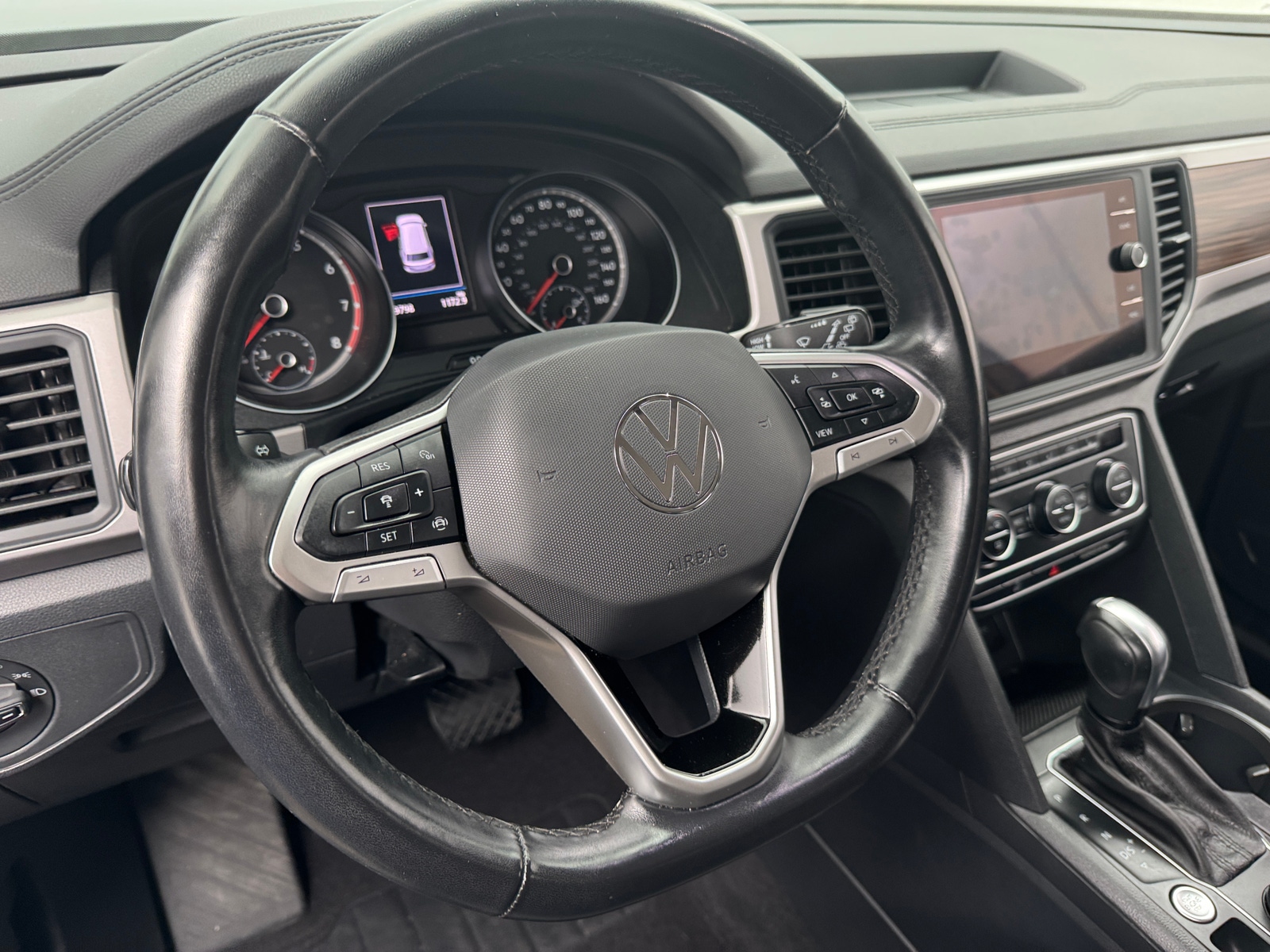 Thumbnail: 2021 Volkswagen Atlas - 4