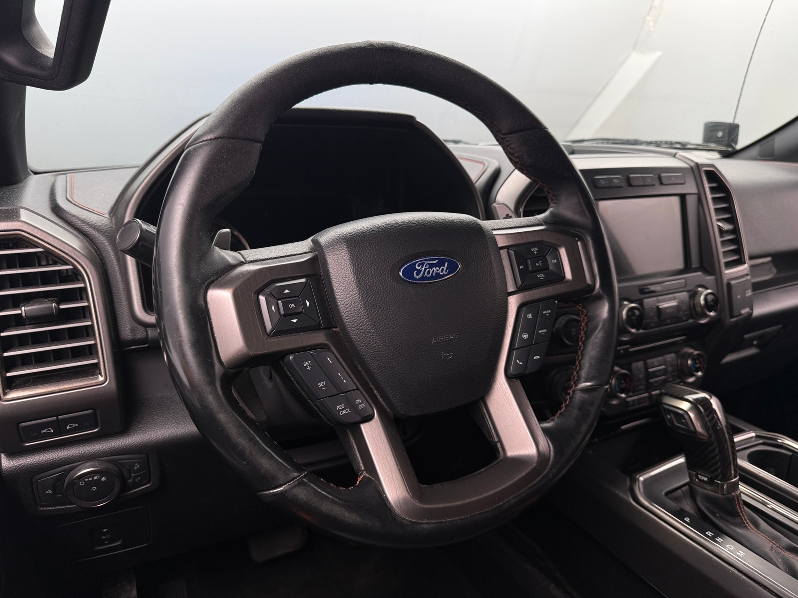 Thumbnail: 2018 Ford Econoline - 4