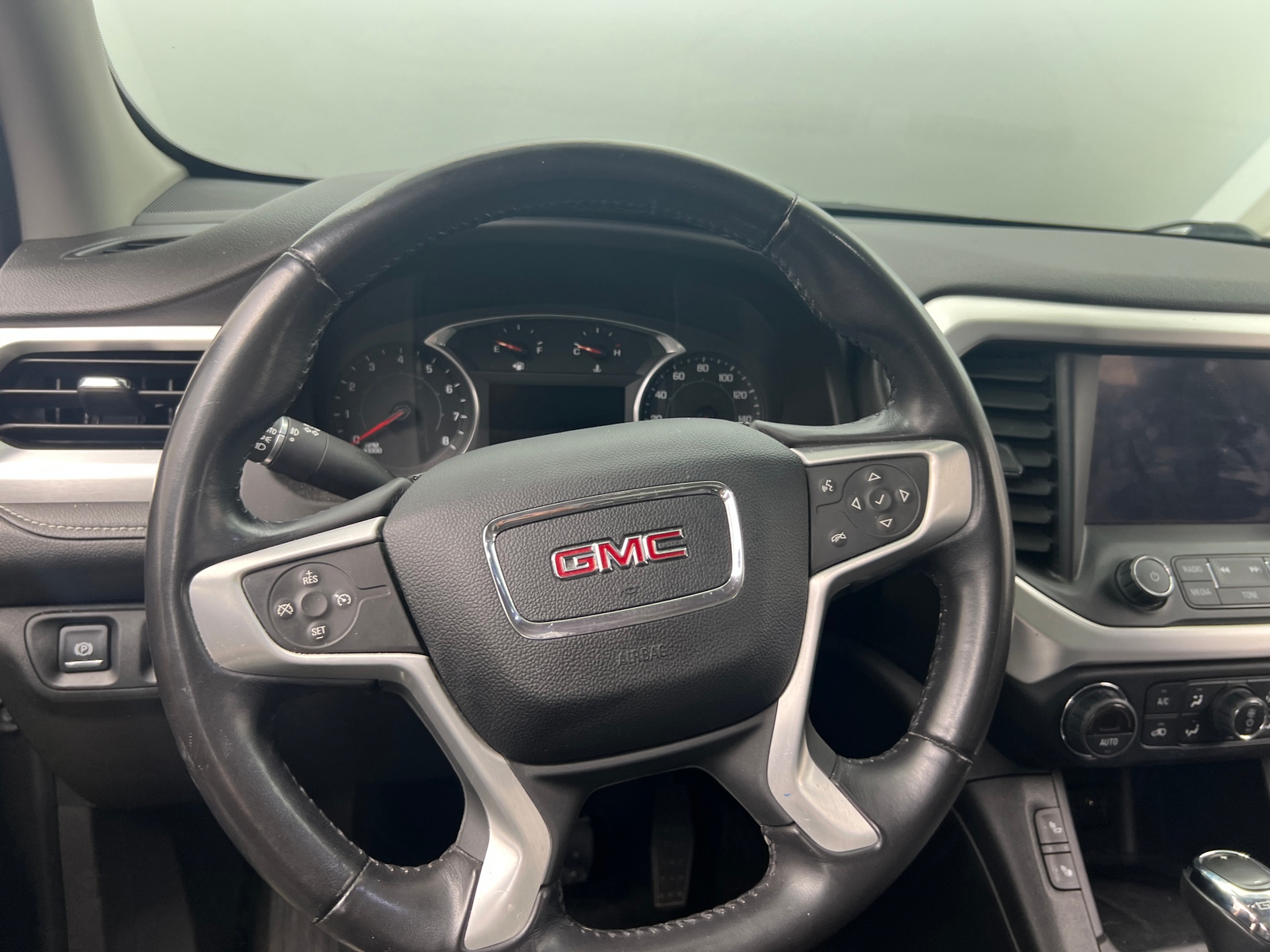 Thumbnail: 2019 GMC Acadia - 4