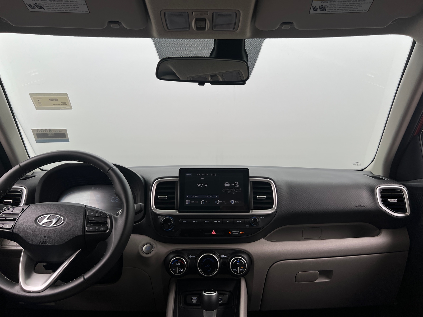 Thumbnail: 2025 Hyundai Venue - 3