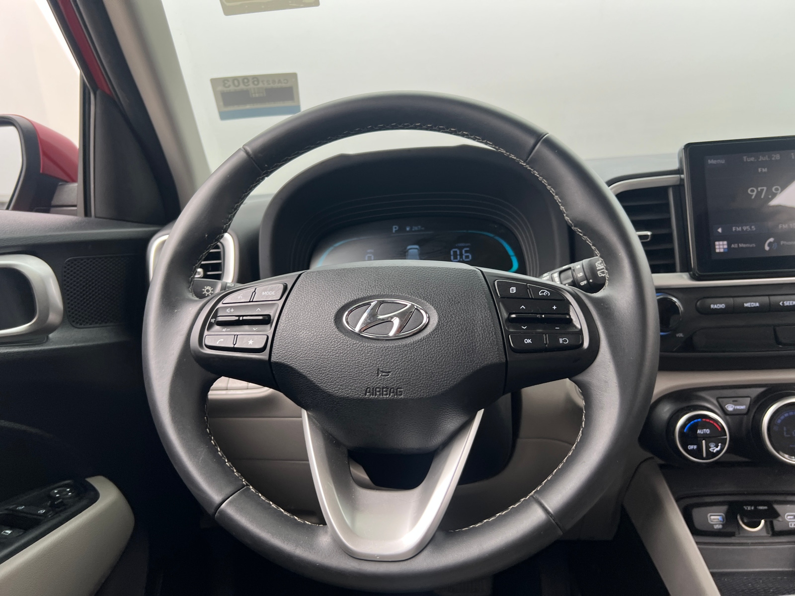 Thumbnail: 2025 Hyundai Venue - 5
