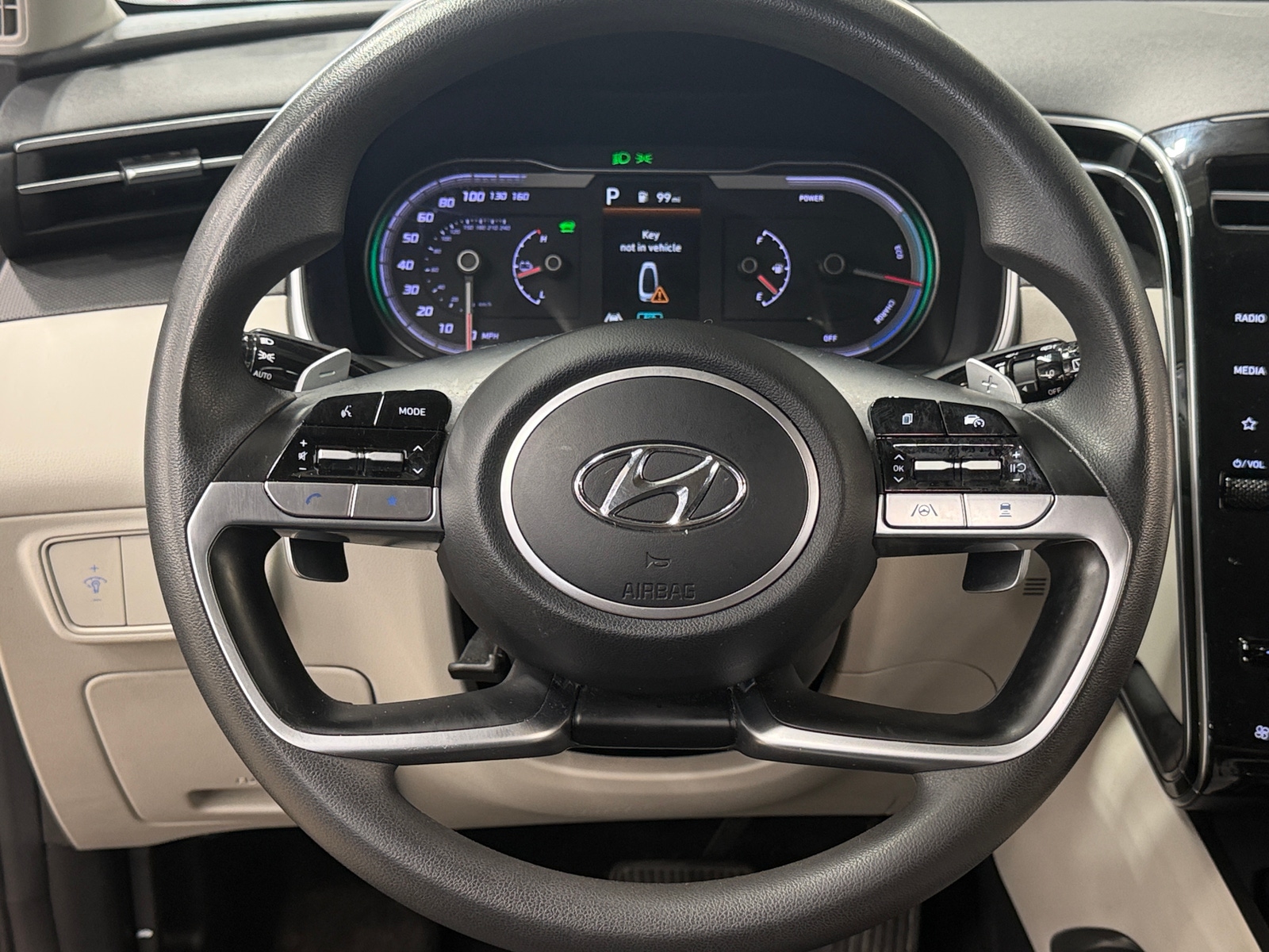 Thumbnail: 2022 Hyundai Tucson - 5