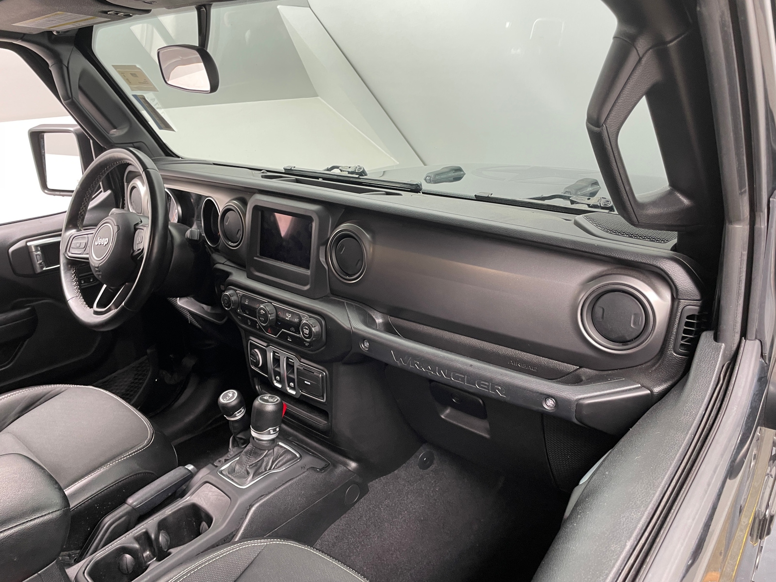 Thumbnail: 2021 Jeep Wrangler - 3