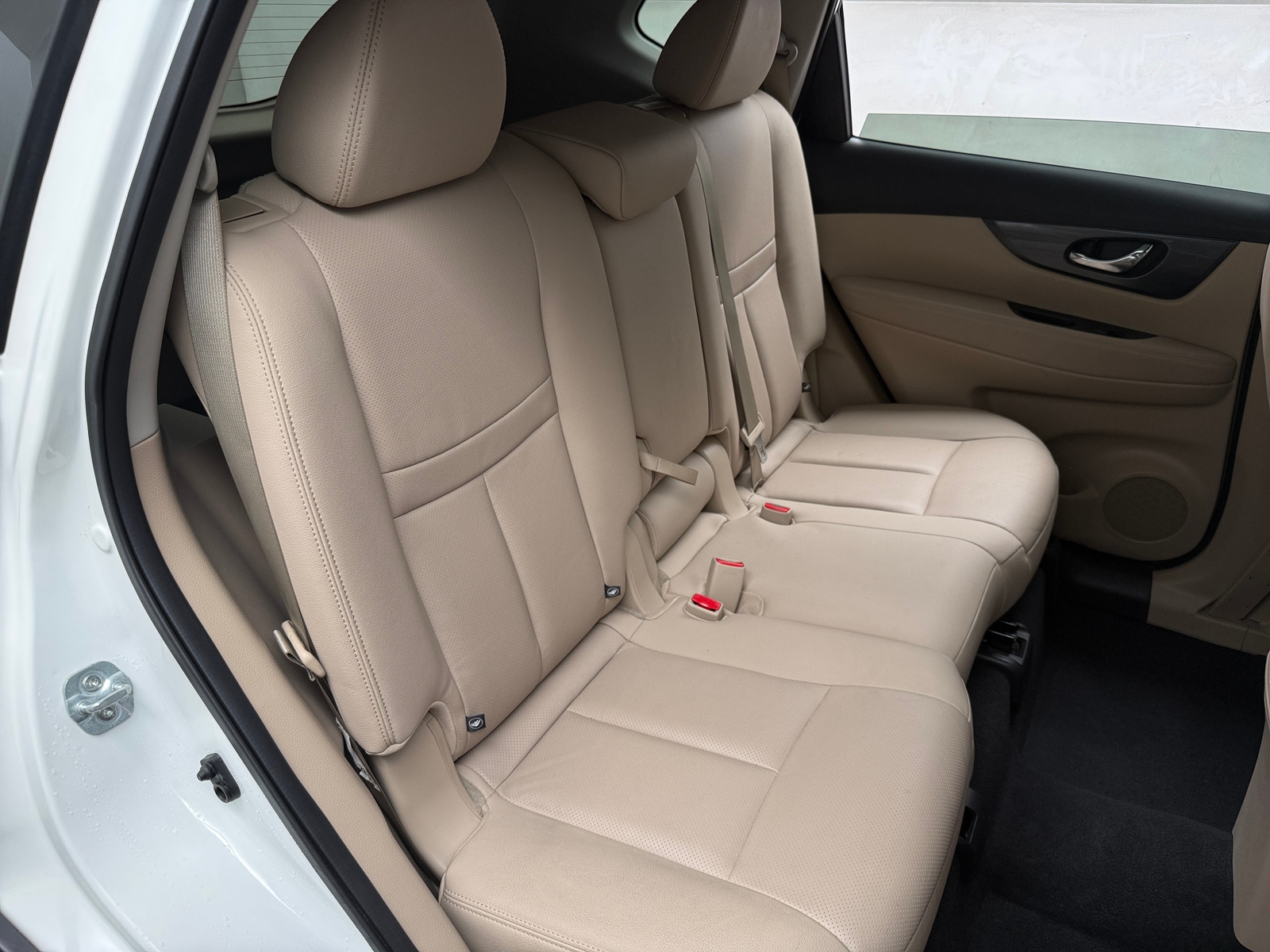 Thumbnail: 2016 Nissan Rogue - 5
