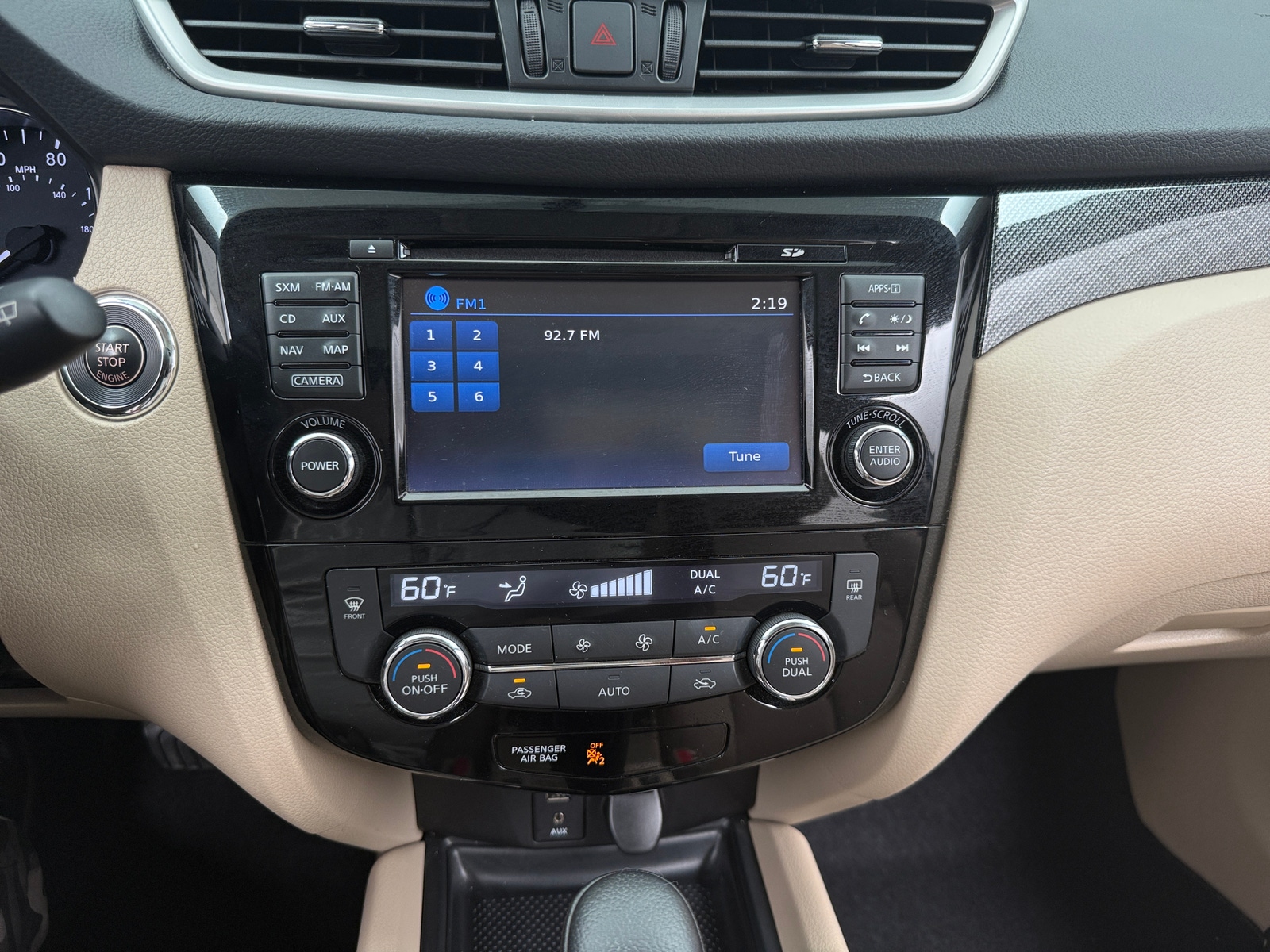 Thumbnail: 2016 Nissan Rogue - 3