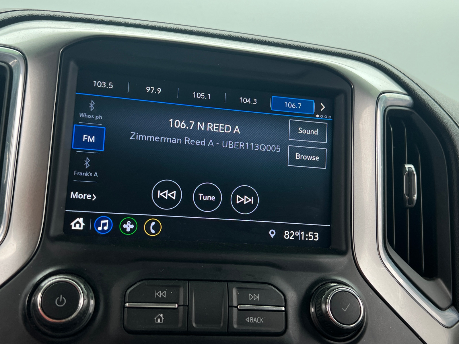 Thumbnail: 2020 Chevrolet Silverado 1500 - 4