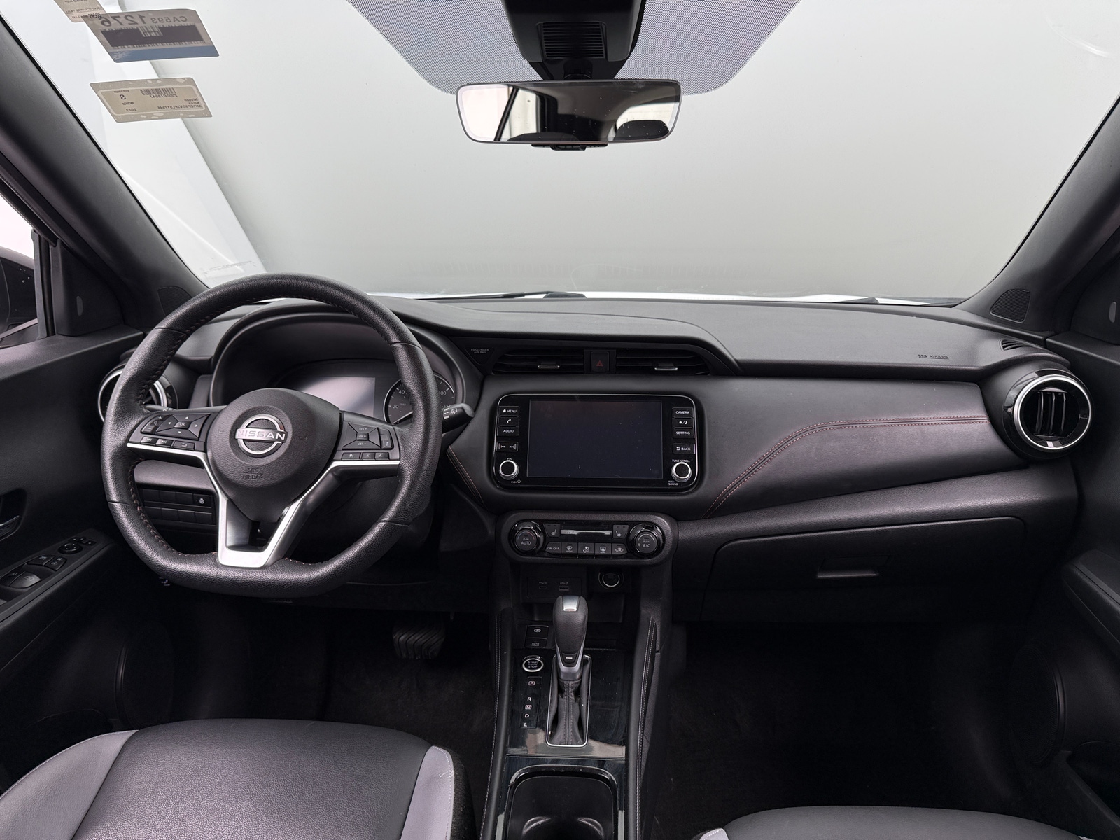 Thumbnail: 2023 Nissan Kicks - 2