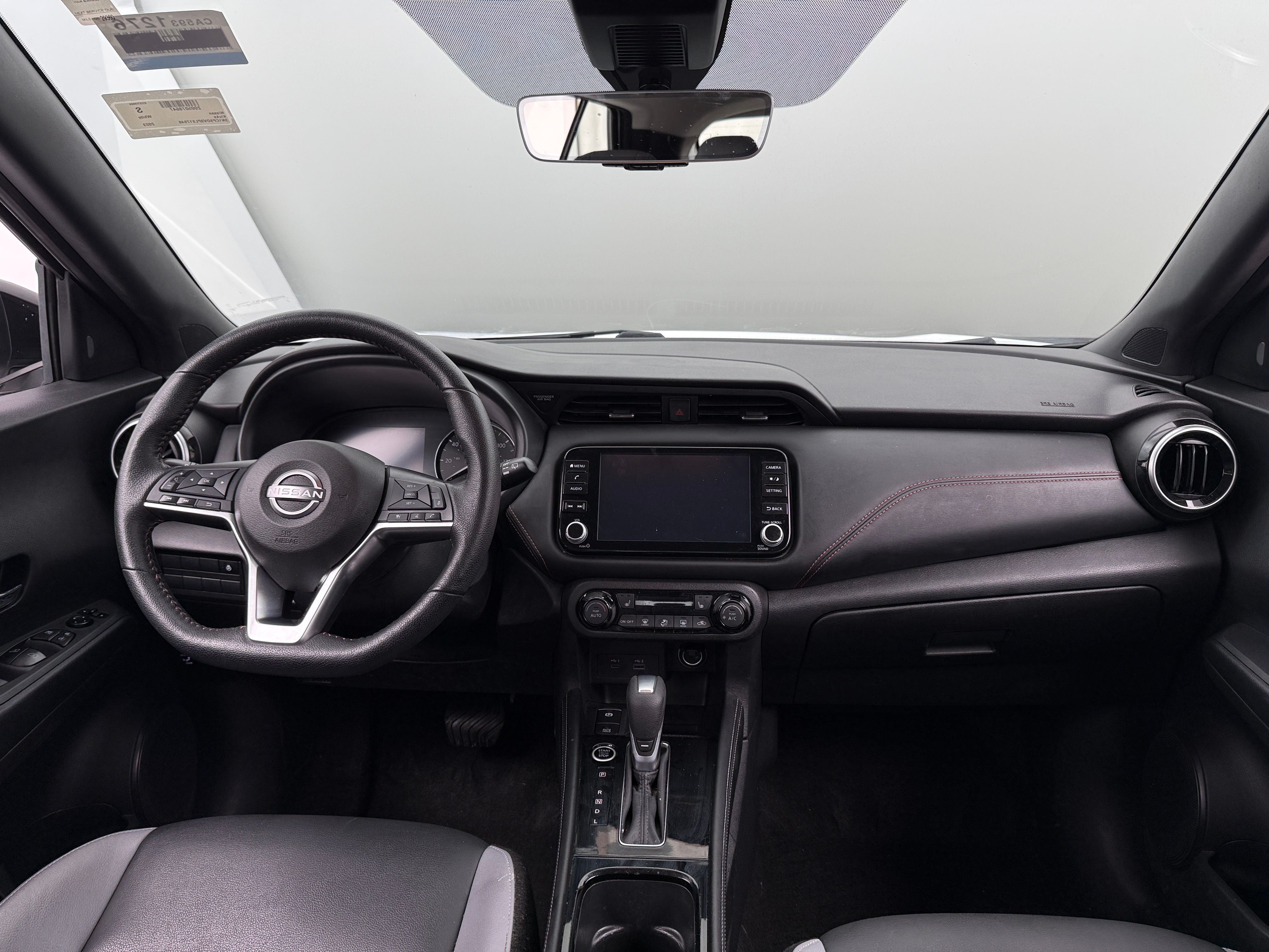 2023 Nissan Kicks SR - Photo 5