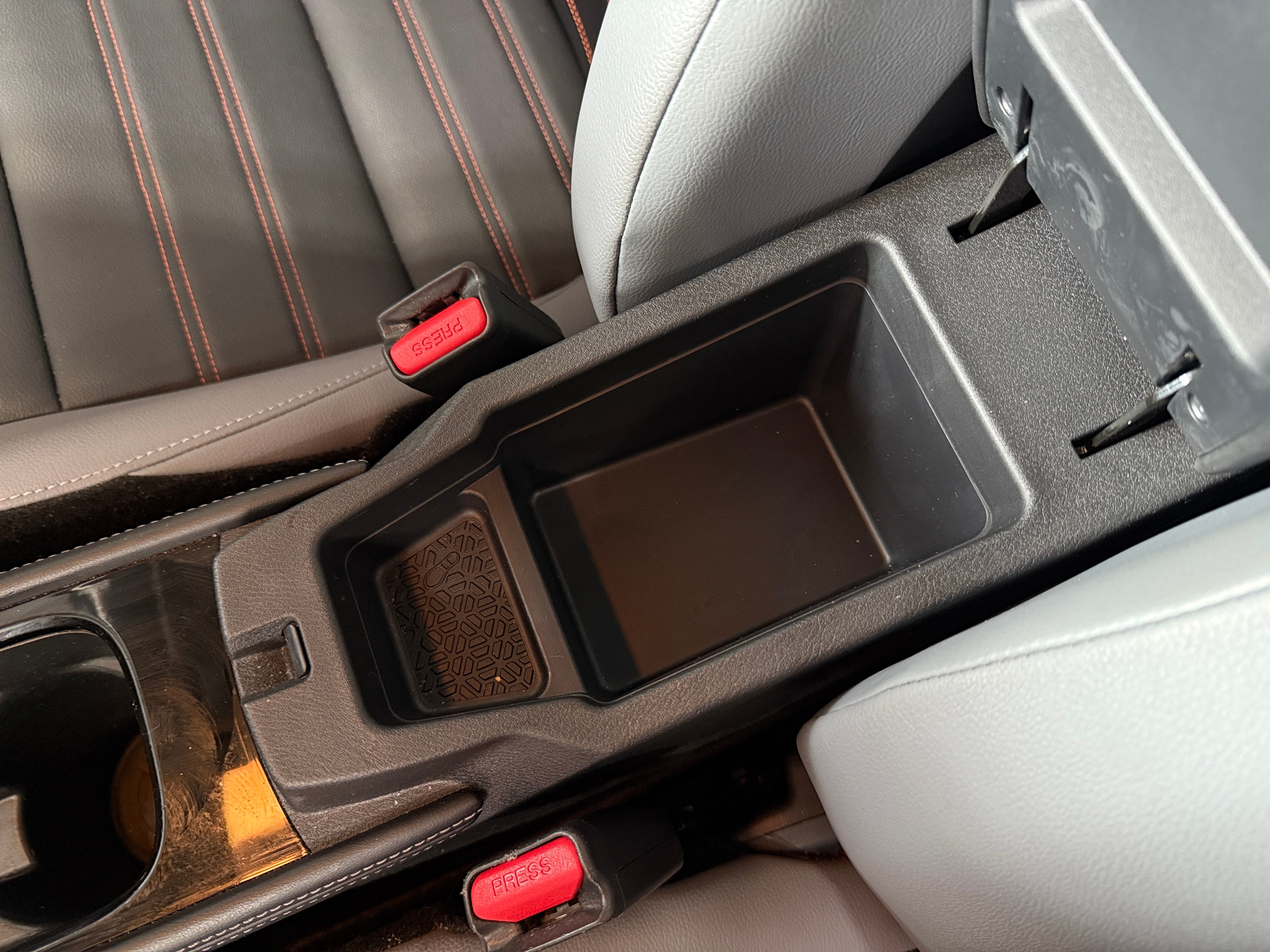2023 Nissan Kicks SR - Photo 16
