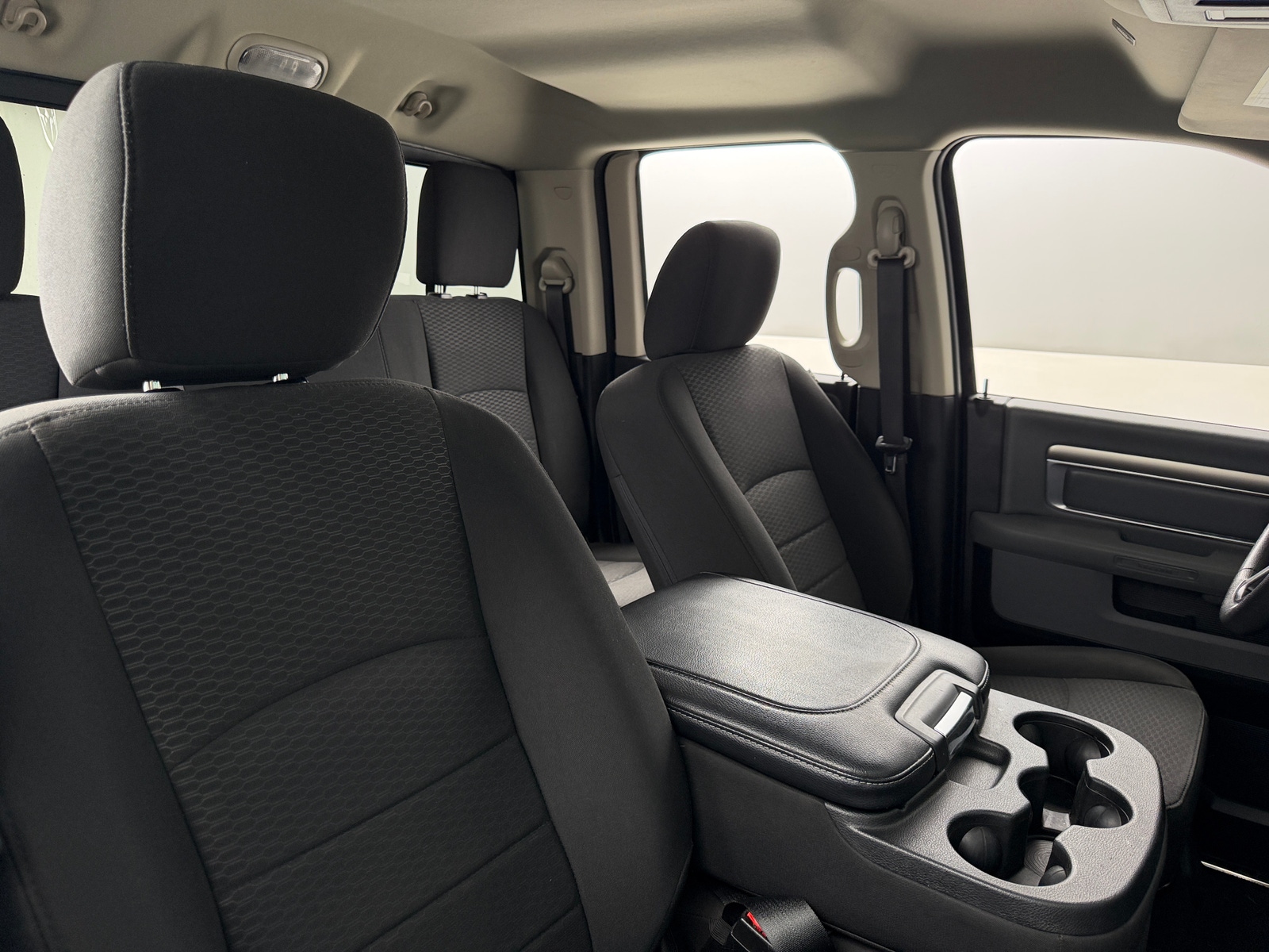 Thumbnail: 2019 RAM 1500 Classic - 2
