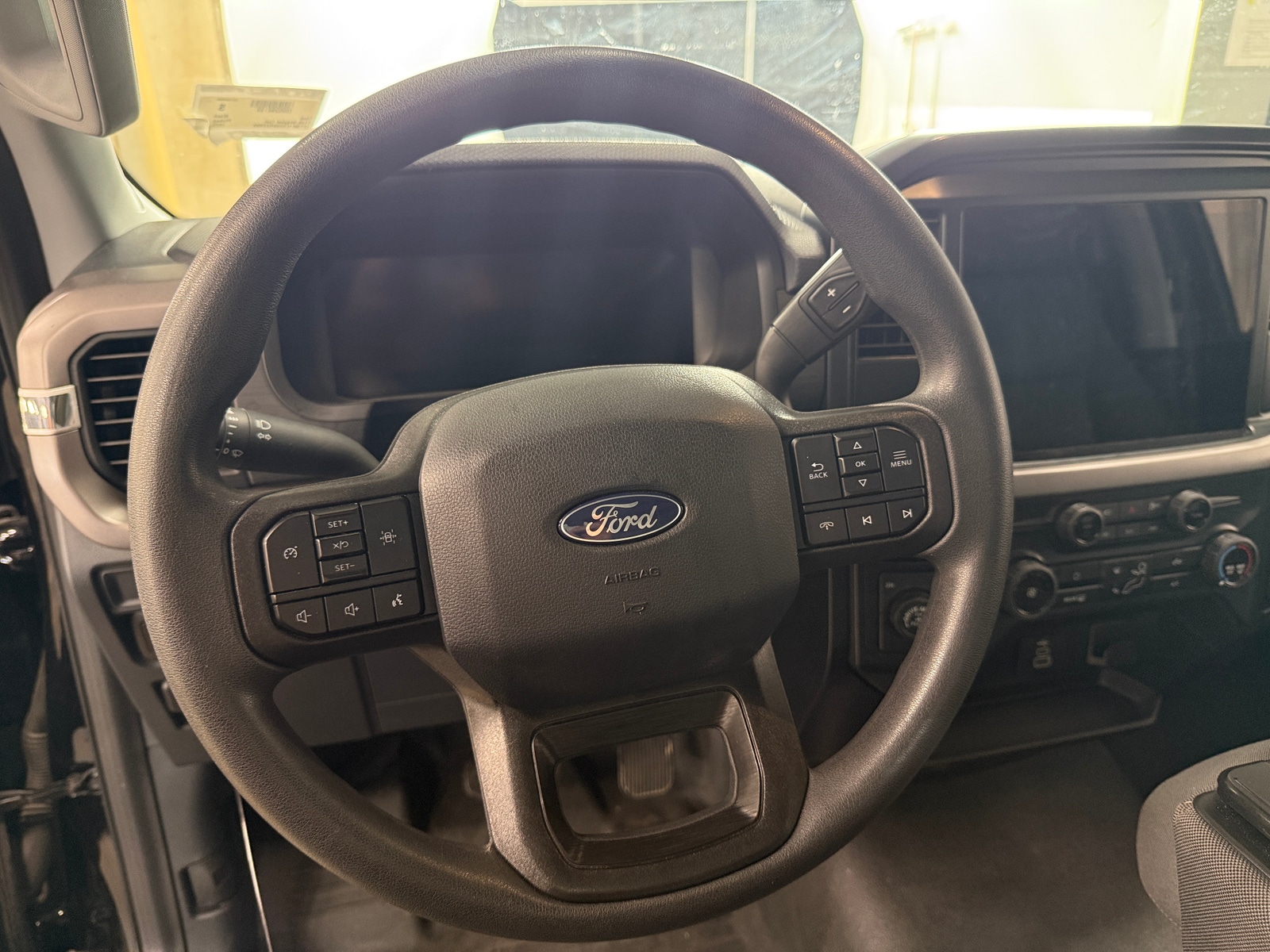 Thumbnail: 2025 Ford Econoline - 5
