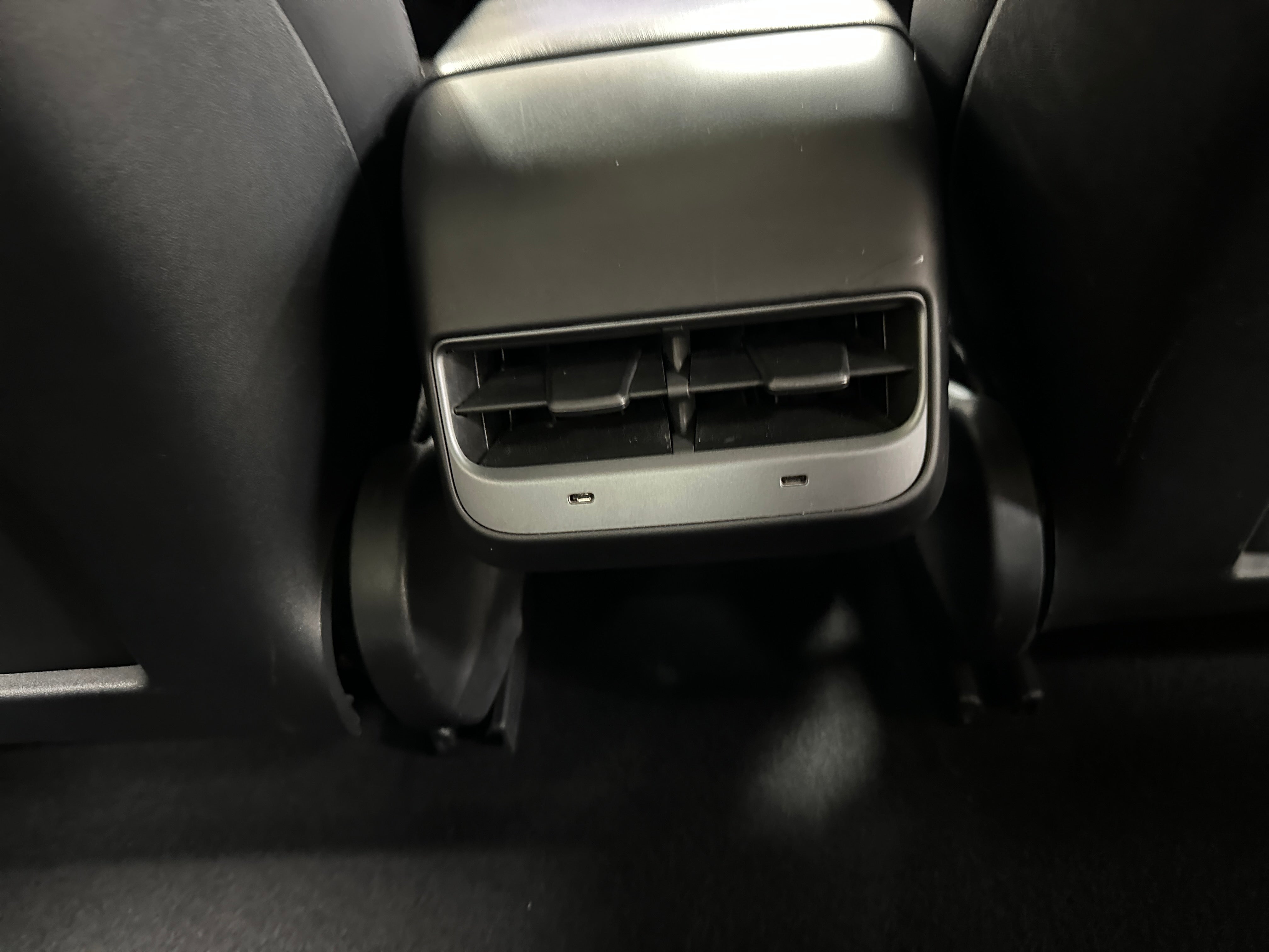 Used 2021 Tesla Model 3 Base with VIN 5YJ3E1EB4MF863082 for sale in Auburn, WA