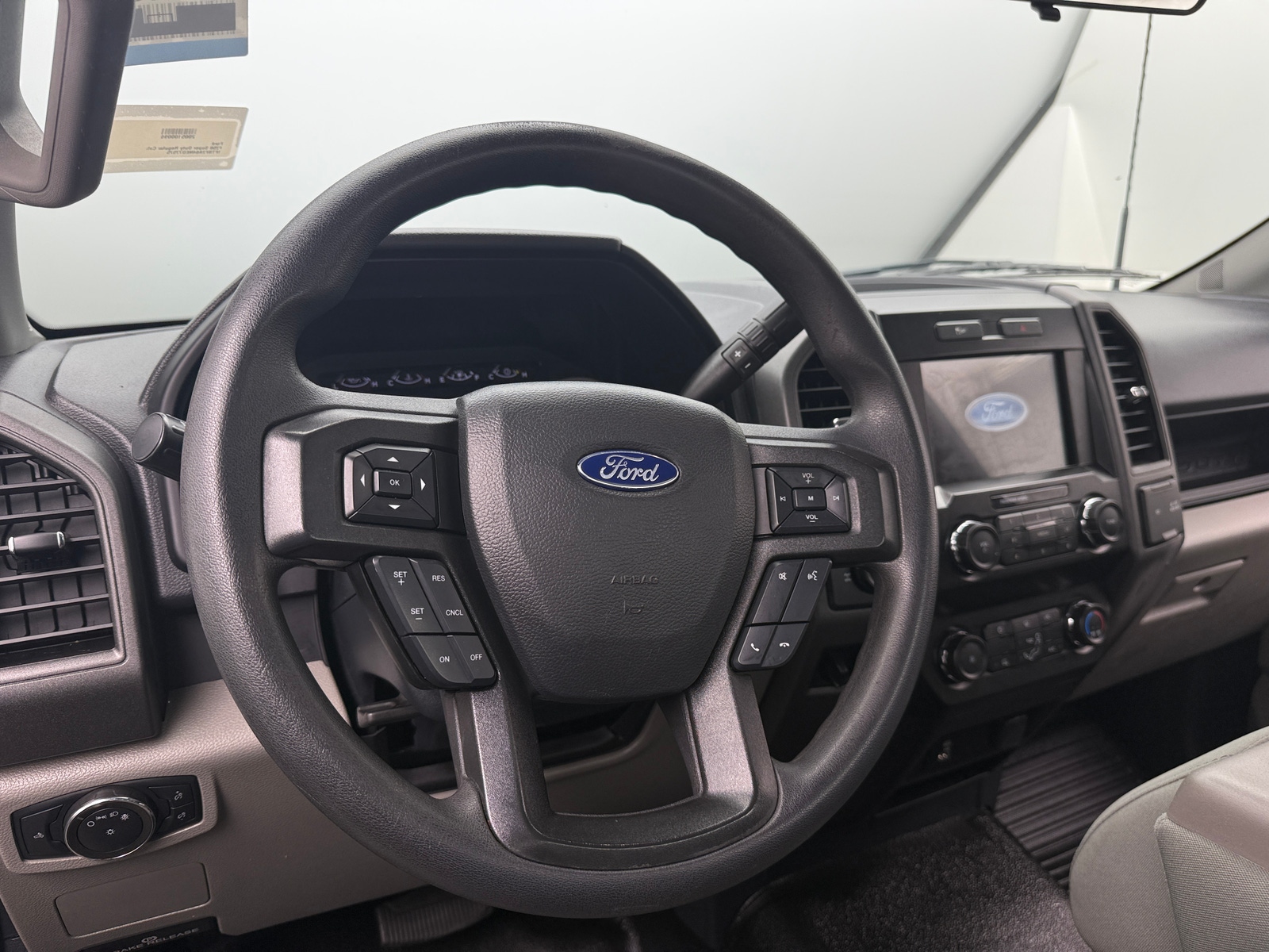 Thumbnail: 2022 Ford Econoline - 5