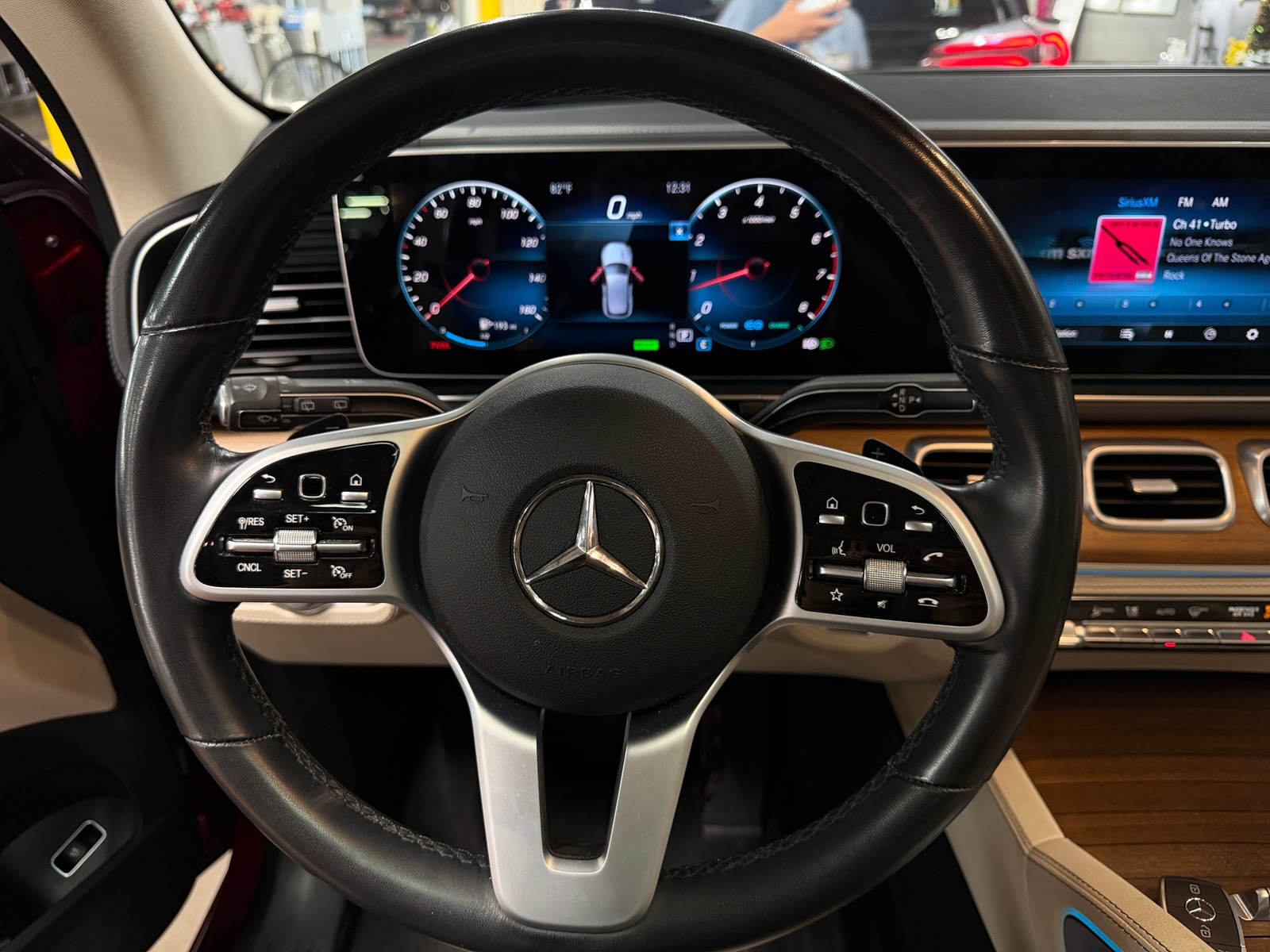 Thumbnail: 2021 Mercedes-Benz GLE - 4