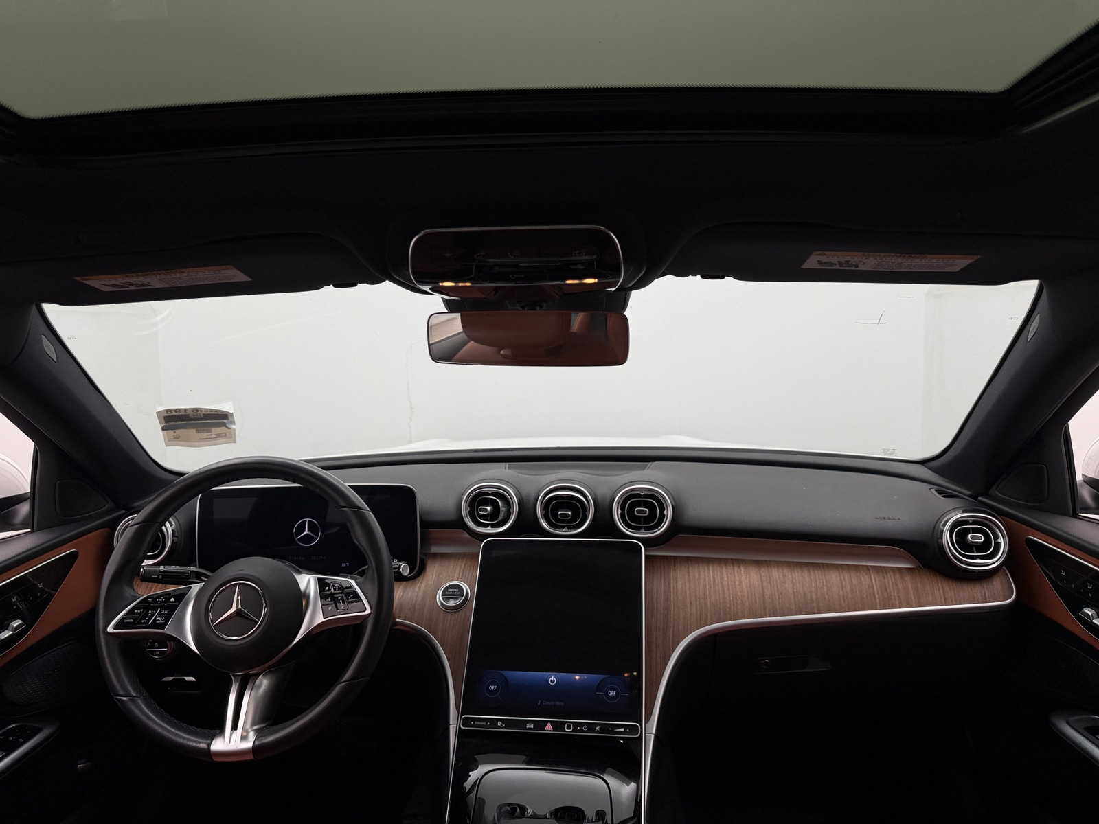 Thumbnail: 2022 Mercedes-Benz C-Class - 2